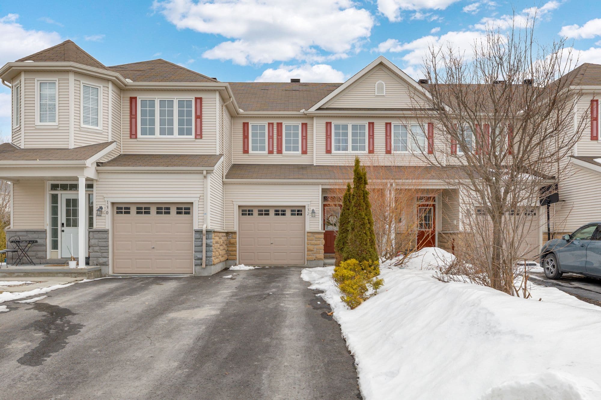 132 LARAMIE Crescent, Barrhaven, ON K2J 5Z8