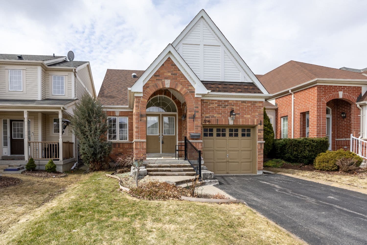 1196 Stire Street, Oshawa, ON L1K 0G5