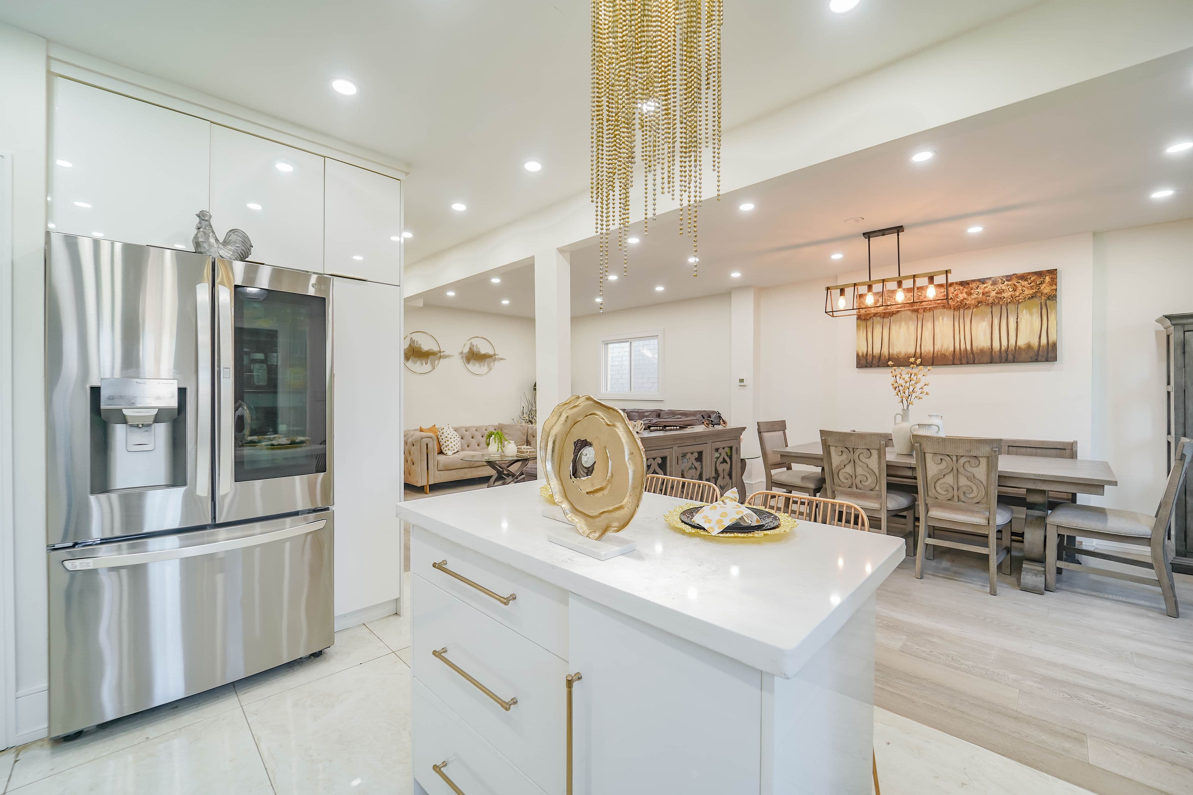 174 Aylesworth Avenue, Toronto E06, ON M1N 2J6