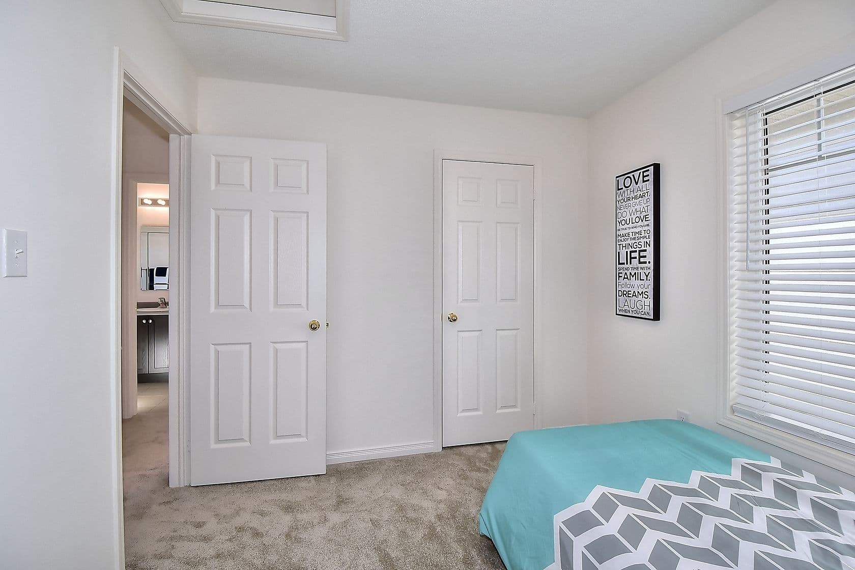 13 Devineridge Avenue, Ajax, ON L1Z 0T1