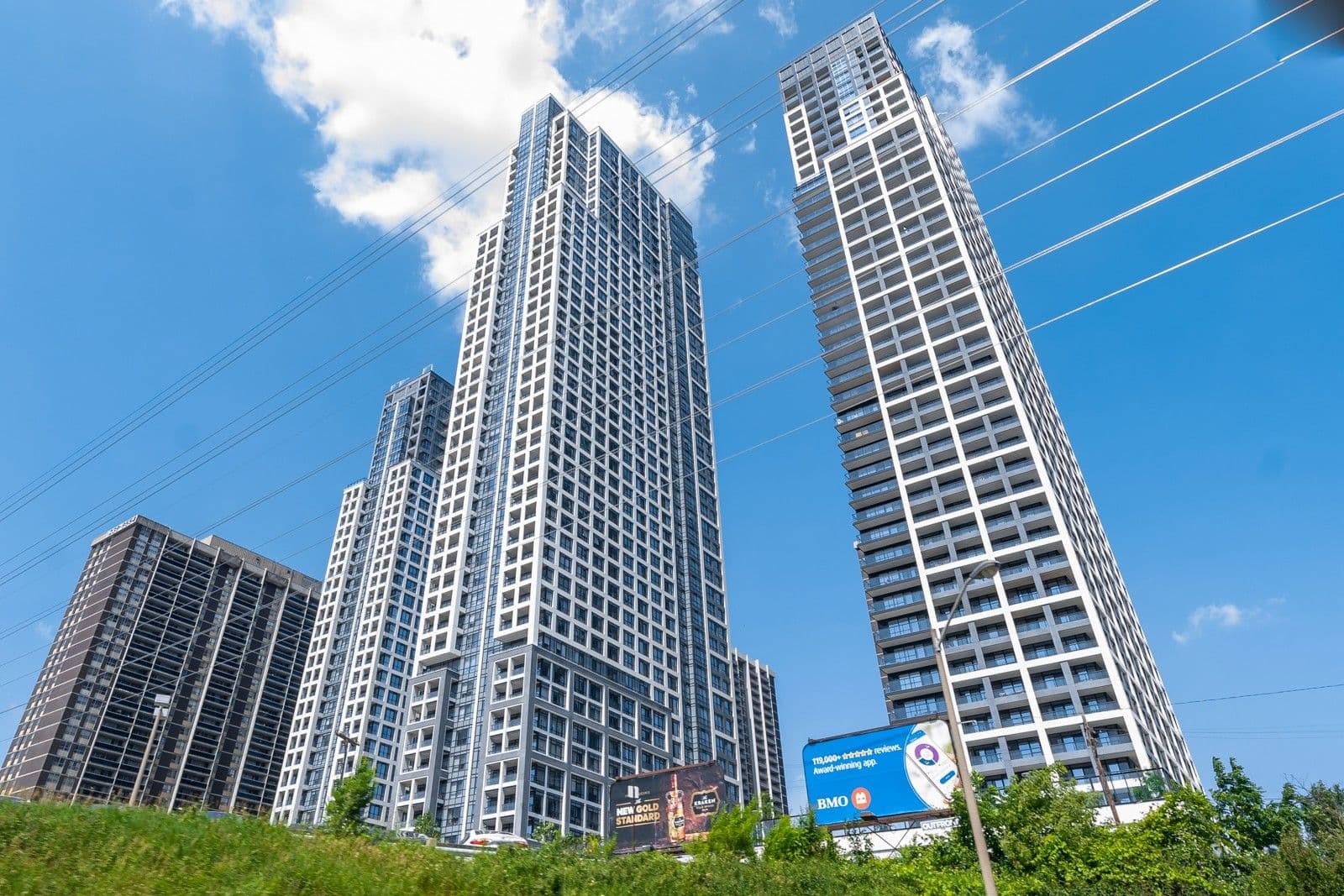 7 Mabelle Avenue 4204, Toronto W08, ON M9A 4X7