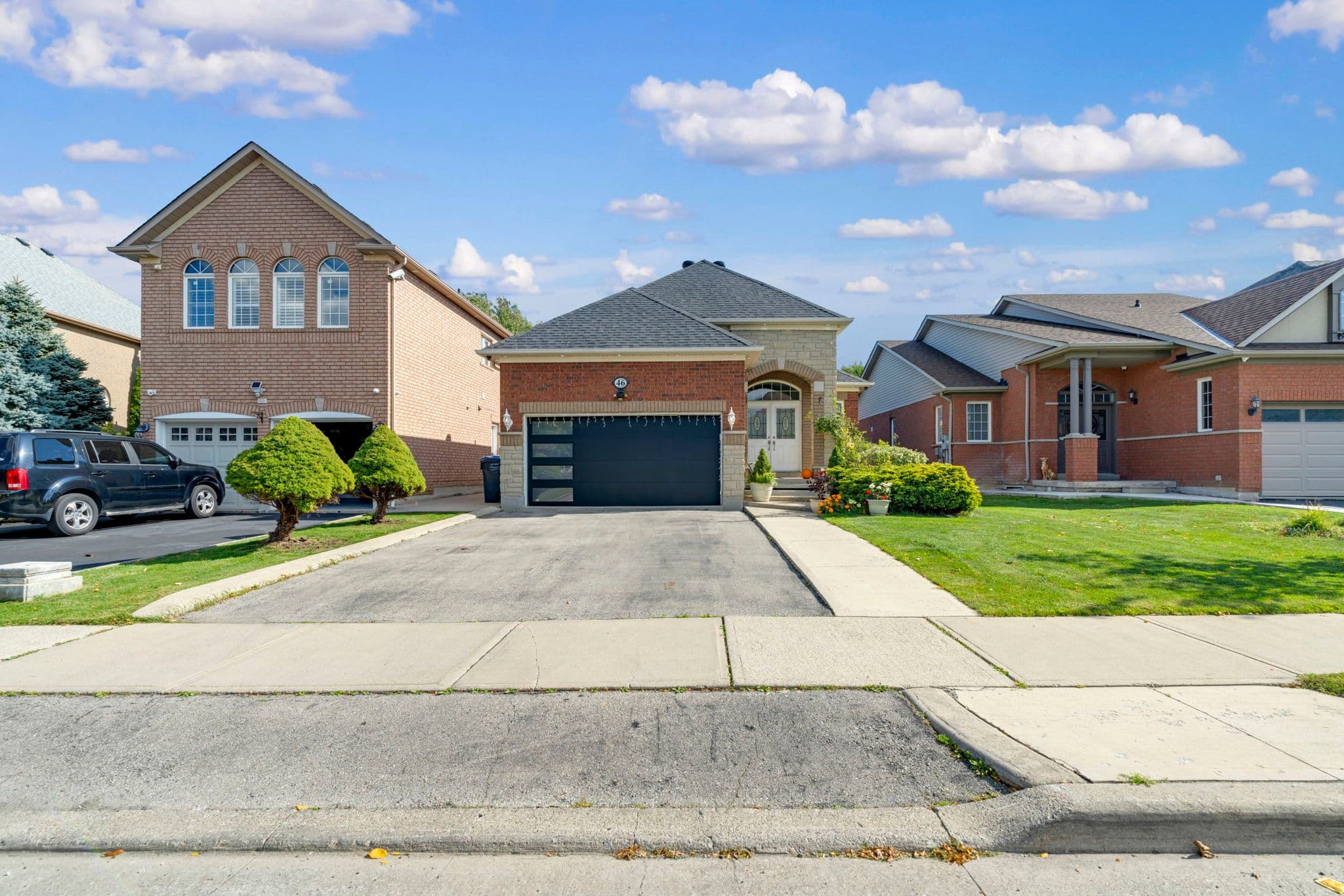 46 Cobblestone Court, Brampton, ON L6R 2S2
