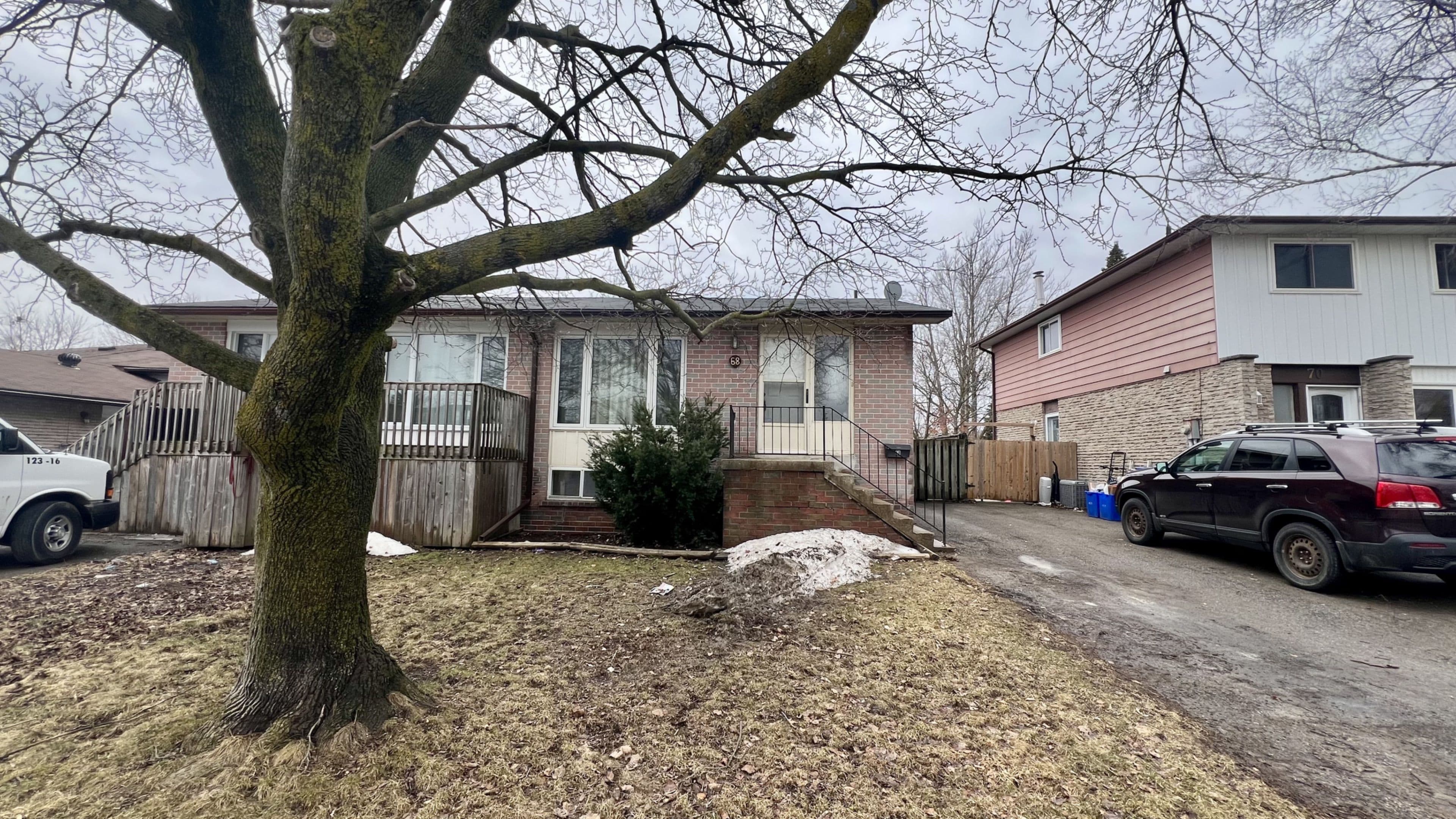 68 Burbank Crescent, Orangeville, ON L9W 3E7