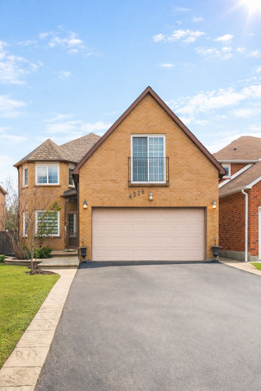 4516 Gullfoot Circle, Mississauga, ON L4Z 2J8