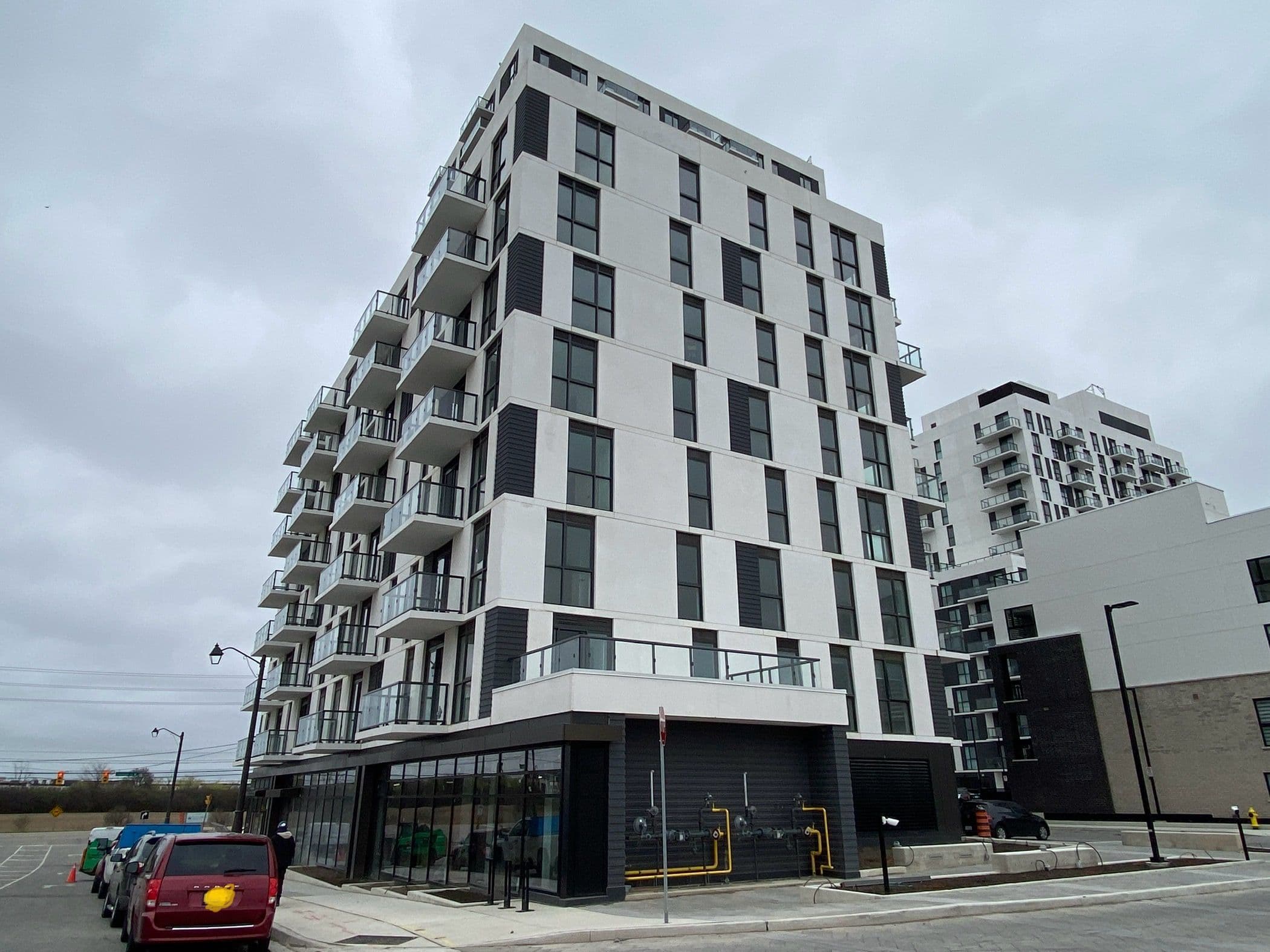 335 Wheat Boom Drive 902, Oakville, ON L6H 7Y1