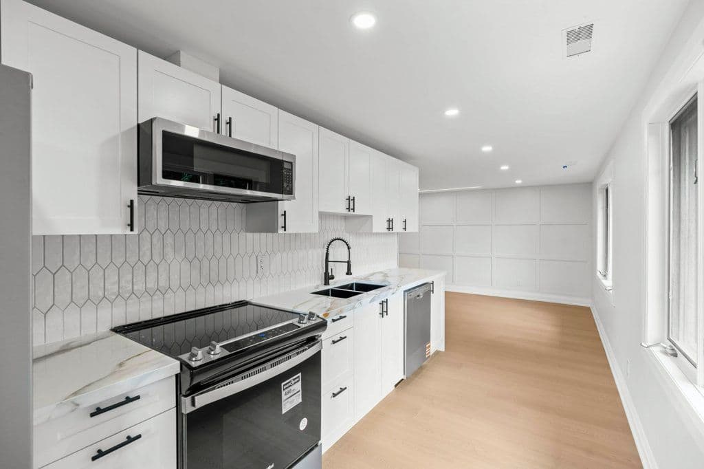 855 Garth Street Upper, Hamilton, ON L9C 4K7