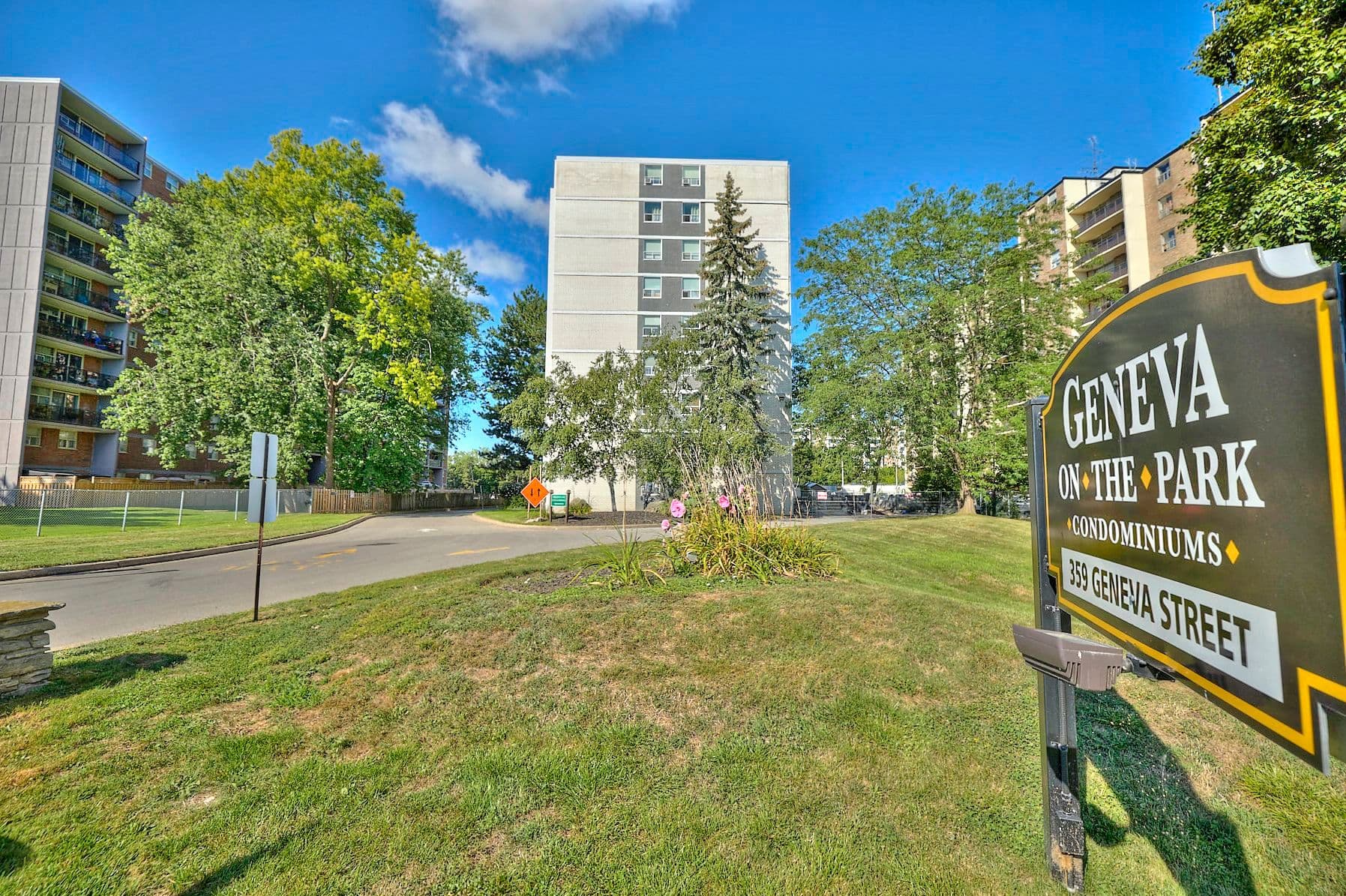 359 Geneva Street 710, St. Catharines, ON L2N 2G5