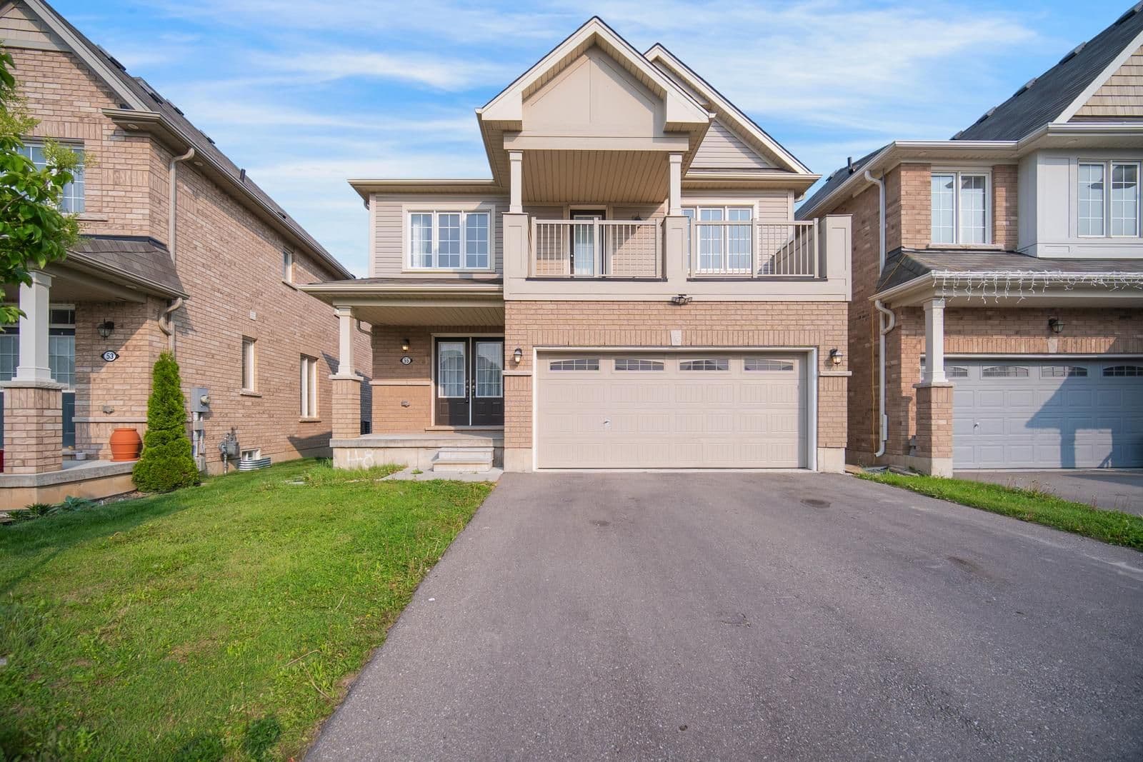 55 Longboat Run W, Brantford, ON N3T 0P5