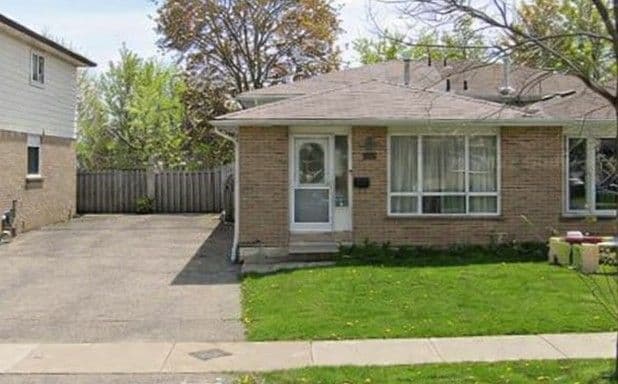 242 Archdekin Drive, Brampton, ON L6V 1Z2