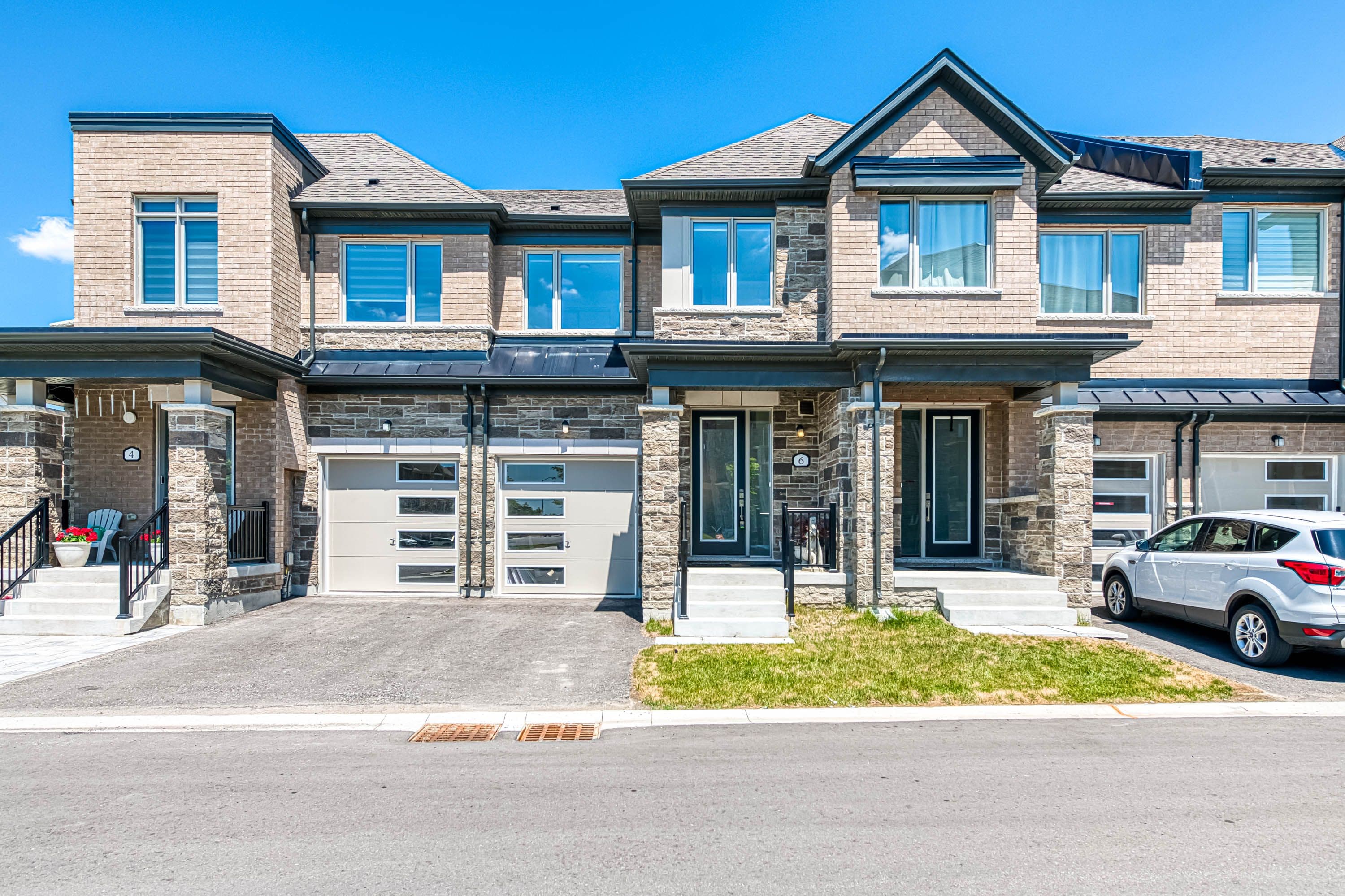 6 Brofarm Lane, Whitchurch-Stouffville, ON L4A 5G2