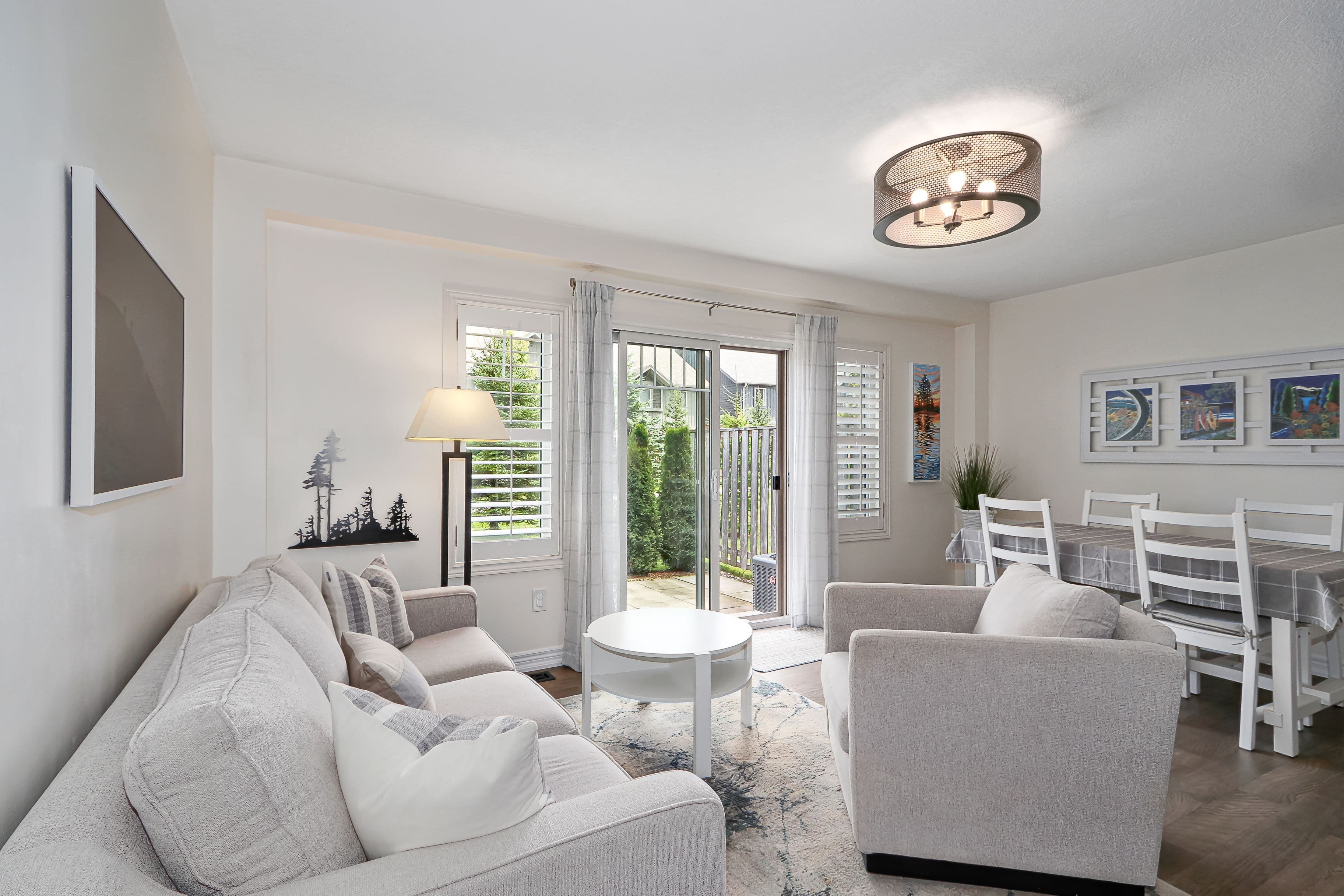 31 Silver Glen Boulevard, Collingwood, ON L9Y 0G9