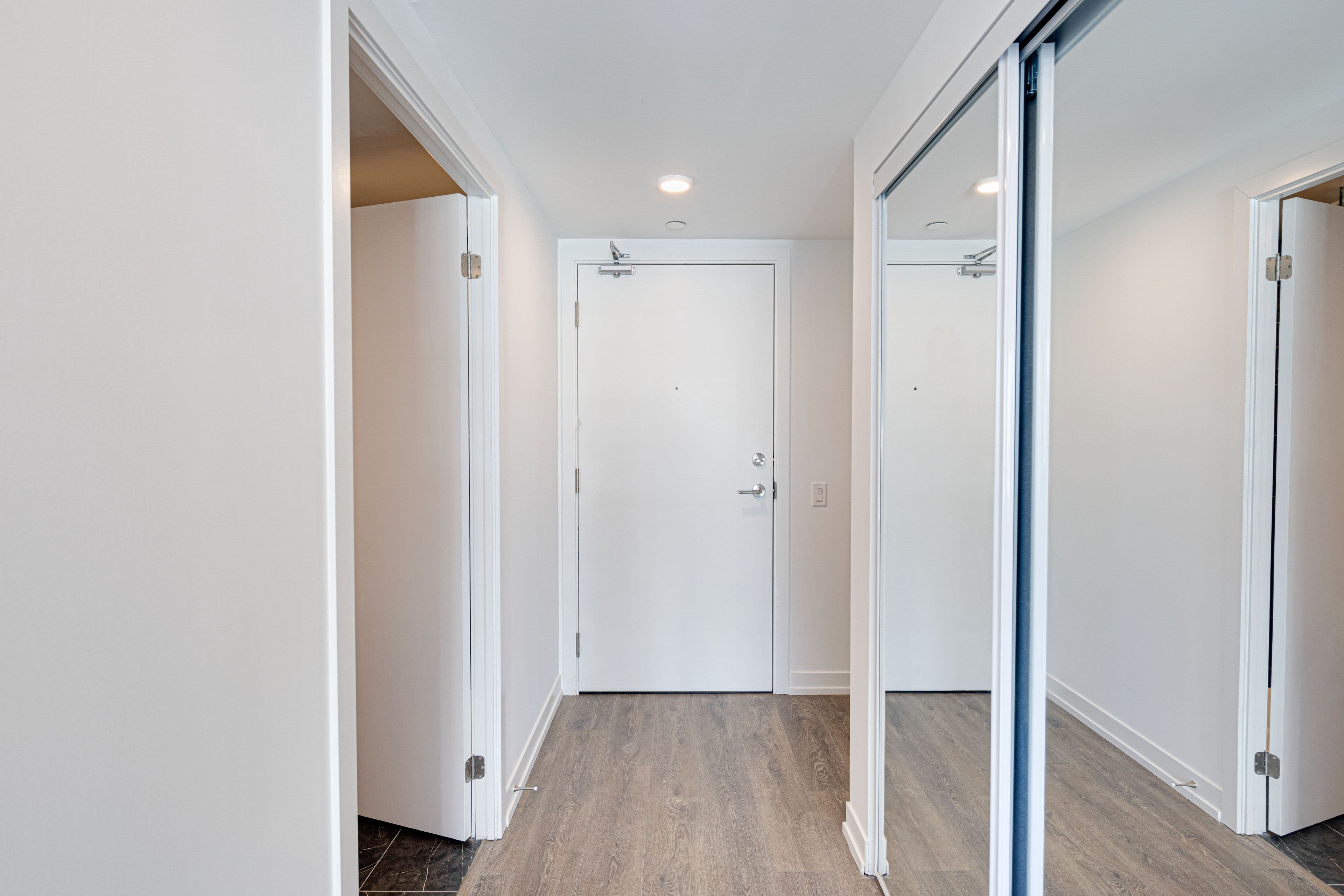 82 Dalhousie Street 1915, Toronto C08, ON M5B 0C5