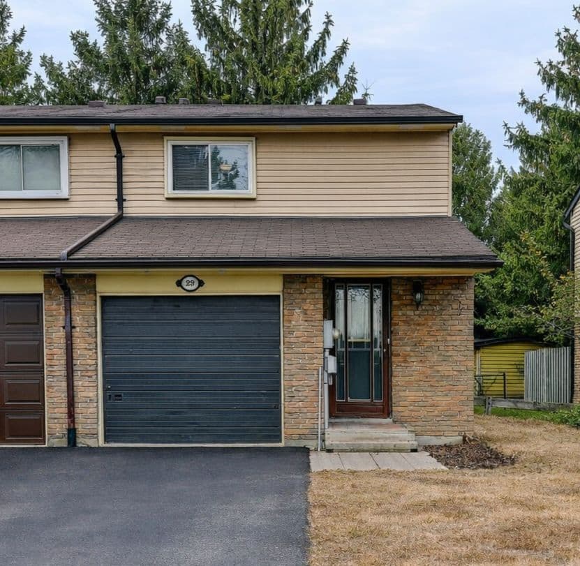 927 W Burns Street W 29, Whitby, ON L1N 6J5