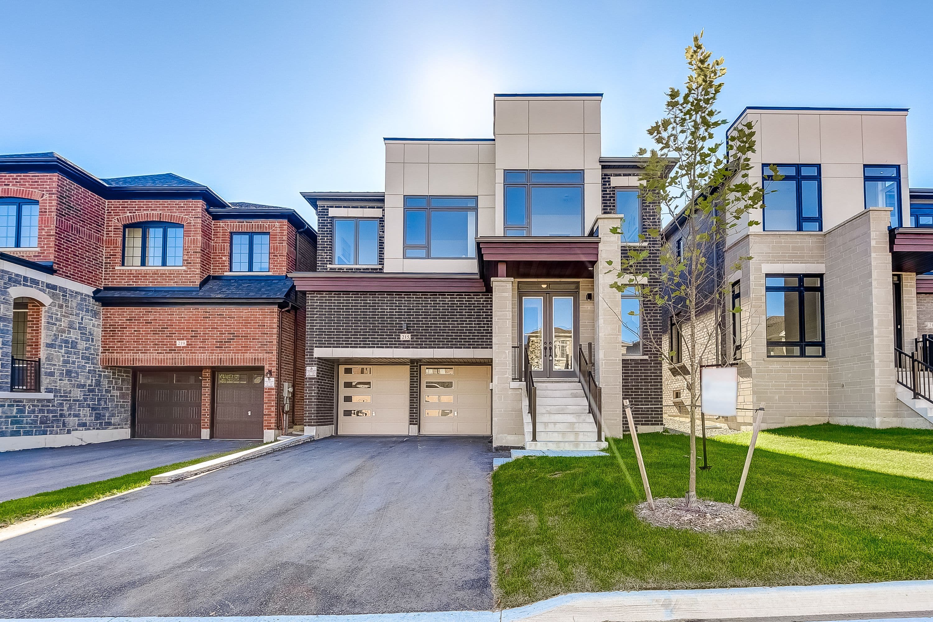 215 Fallharvest Way, Whitchurch-Stouffville, ON L4A 0S1