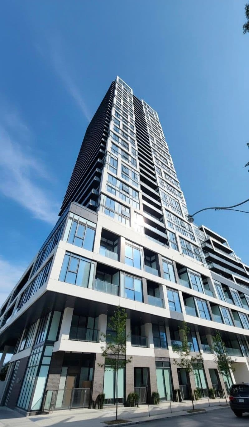 5 Defries Street 410, Toronto C08, ON M5A 0W7