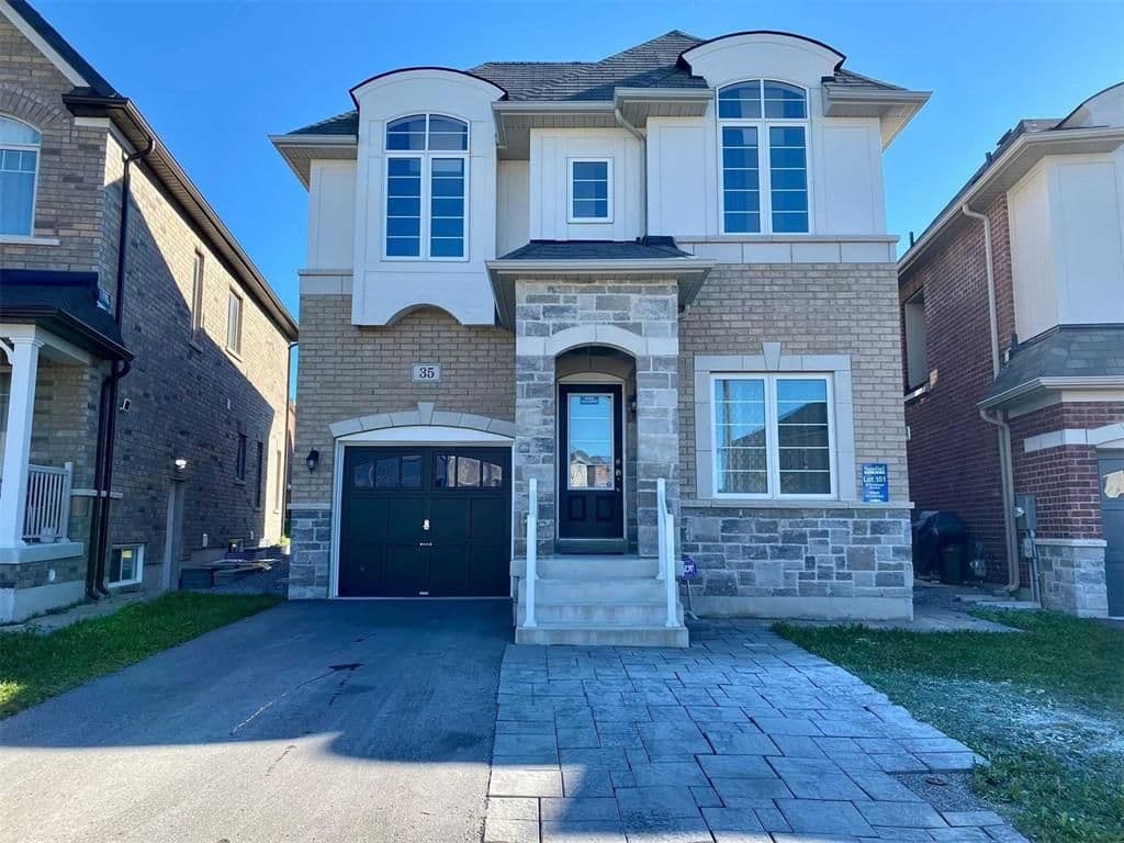 35 Kavanagh Avenue S Bsmt, East Gwillimbury, ON L9N 0P6