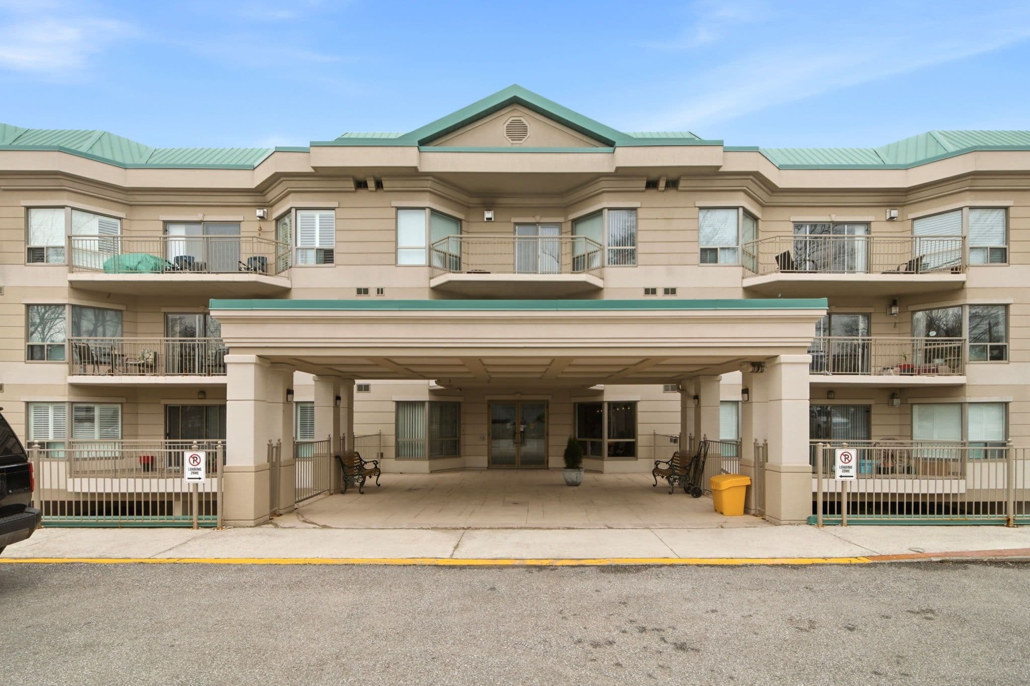 24 Chapel Street 407, Halton Hills, ON L7G 6A7