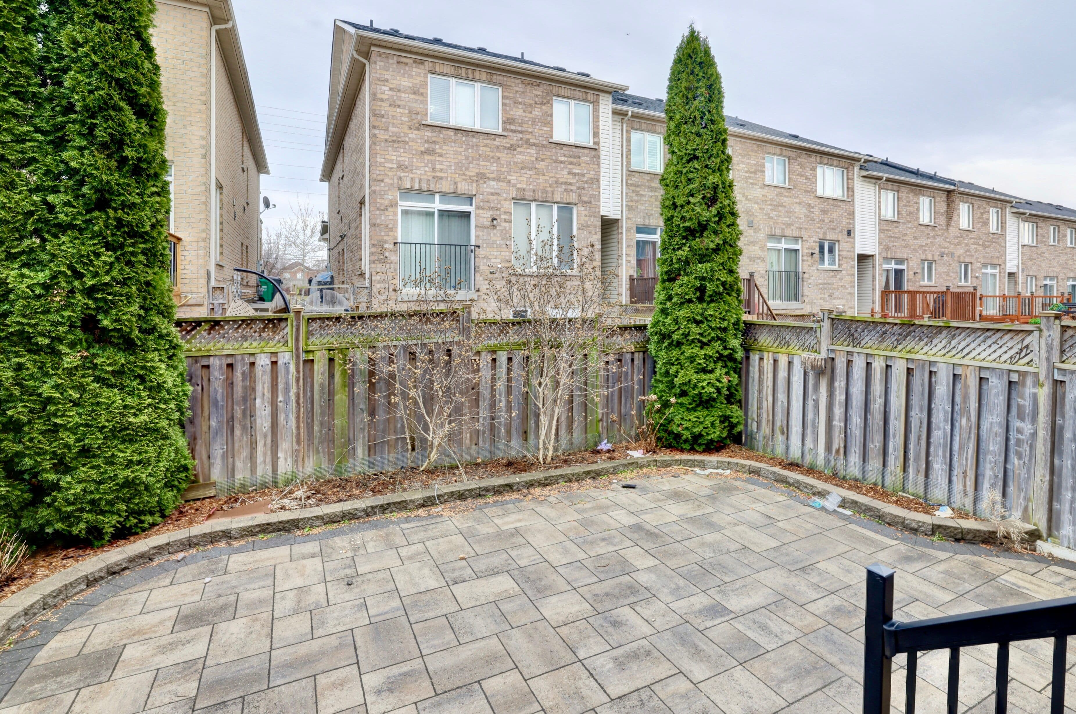 21 Saint Eugene Street, Brampton, ON L6Y 0N5