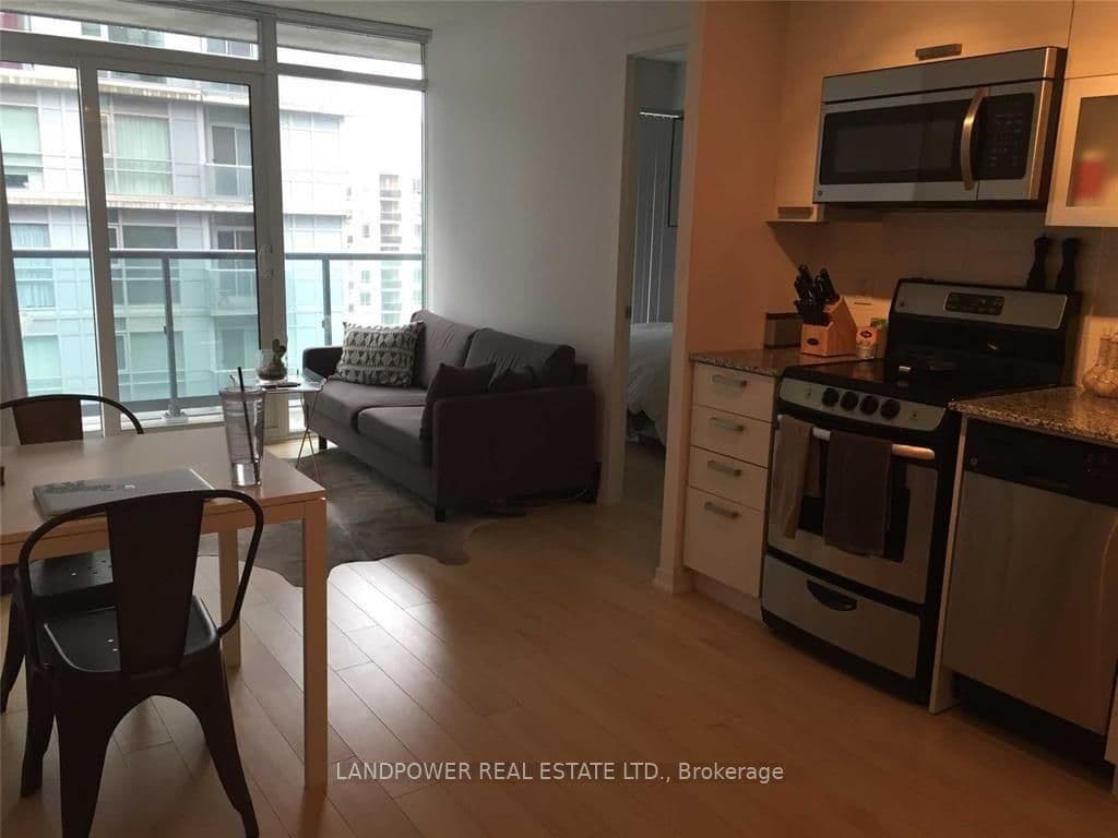 36 Lisgar Street 1918, Toronto C01, ON M6J 3G2