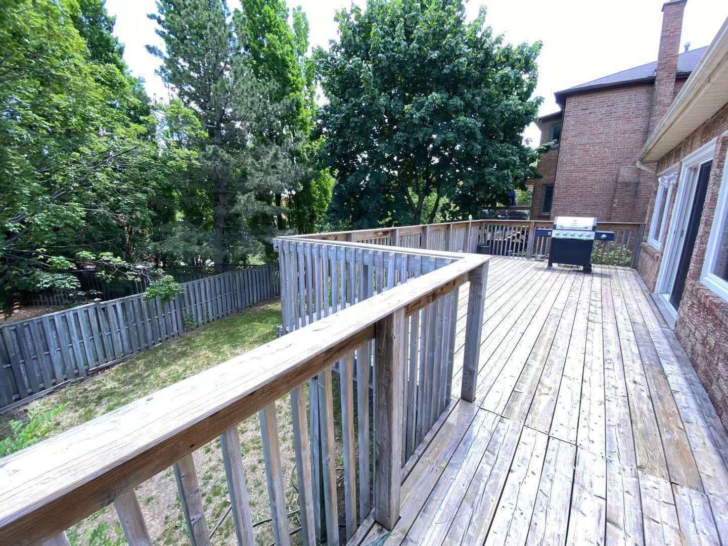 3 Hollingham Road, Markham, ON L3R 7Y1