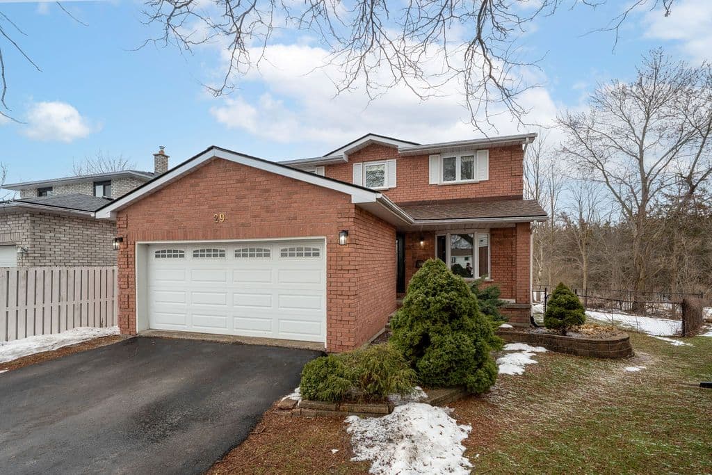 29 Sherwood Crescent, Belleville, ON K8P 5G2