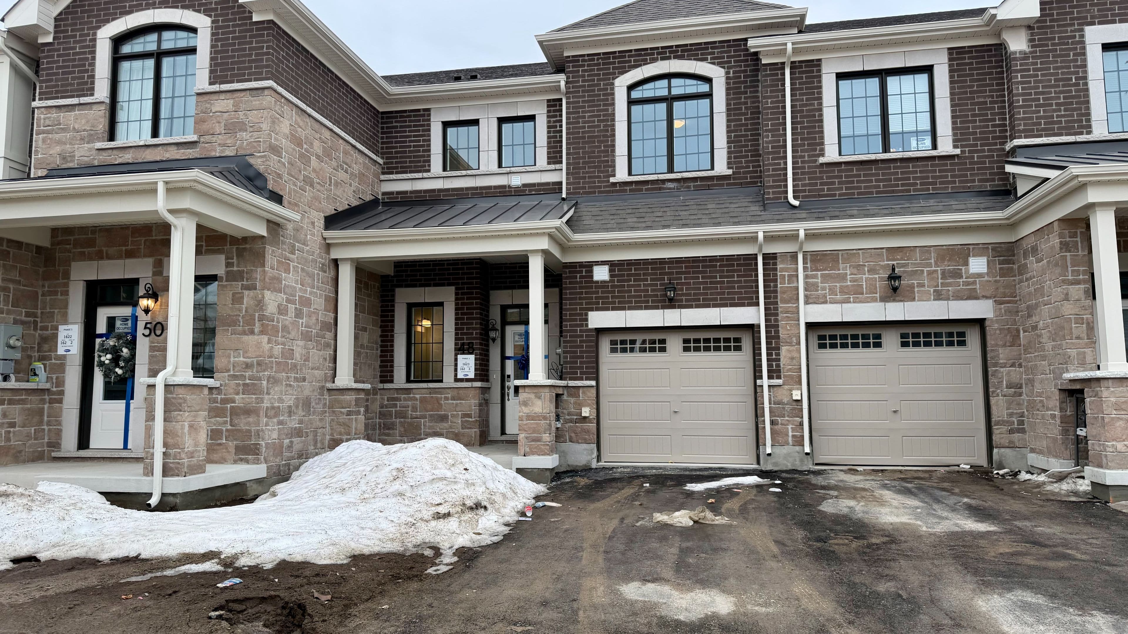 48 Foxley Heights, Barrie, ON L9J 0Z8
