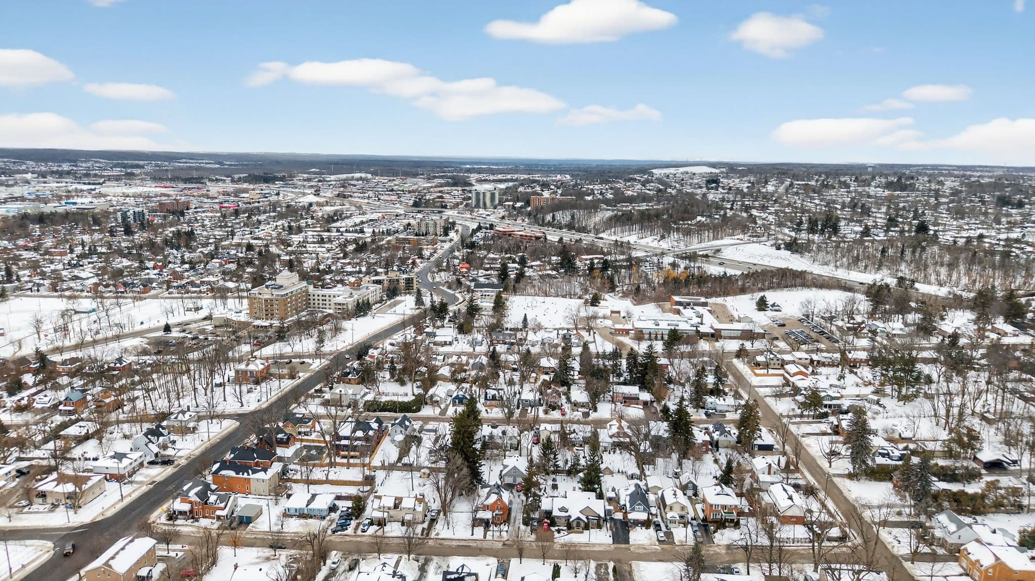 68 Drury Lane, Barrie, ON L4M 3C8