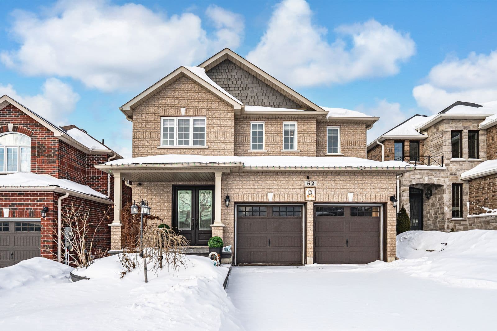 52 Jewel House Lane, Barrie, ON L4N 8J7