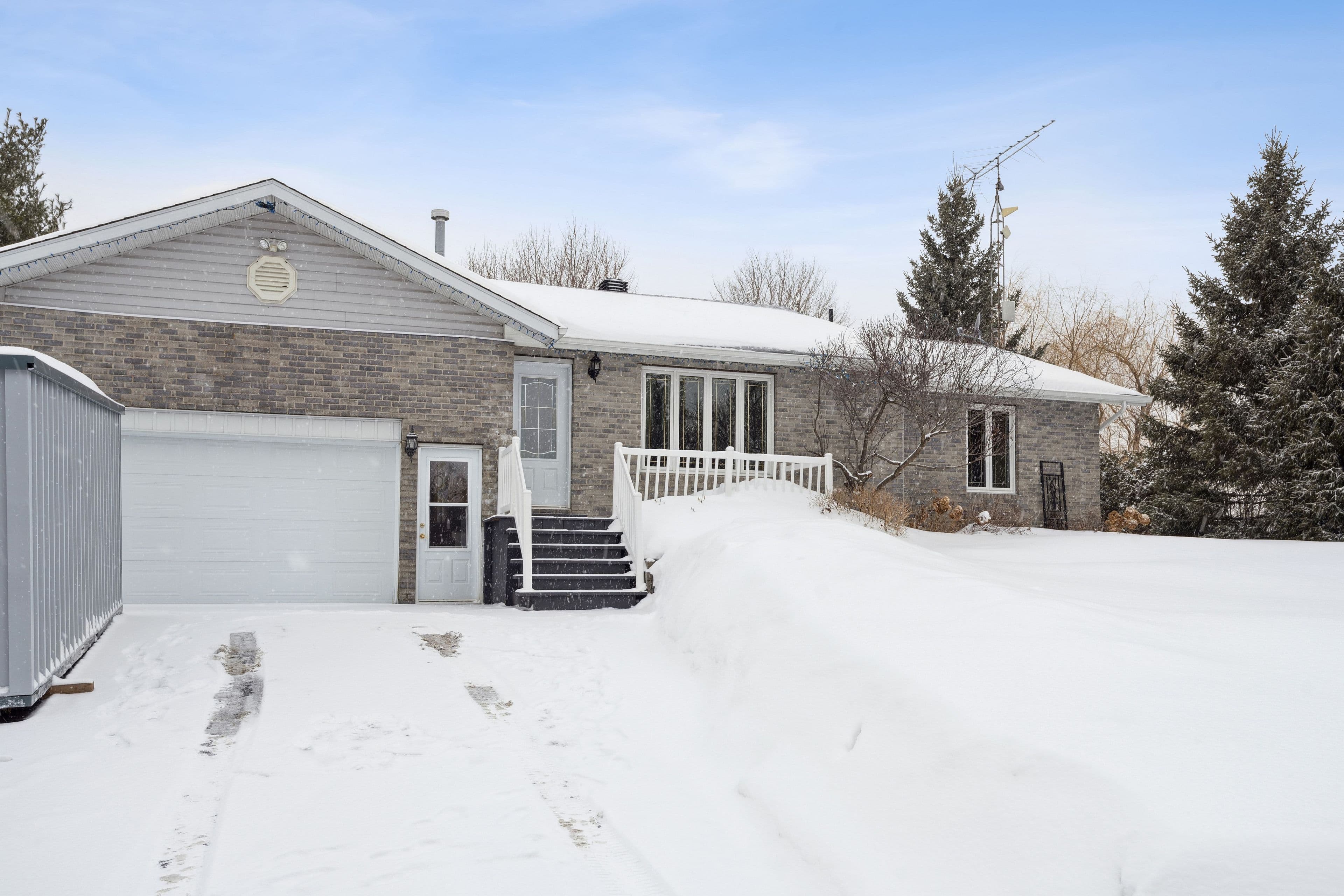 19644 Marcoux Road, North Glengarry, ON K0C 1A0