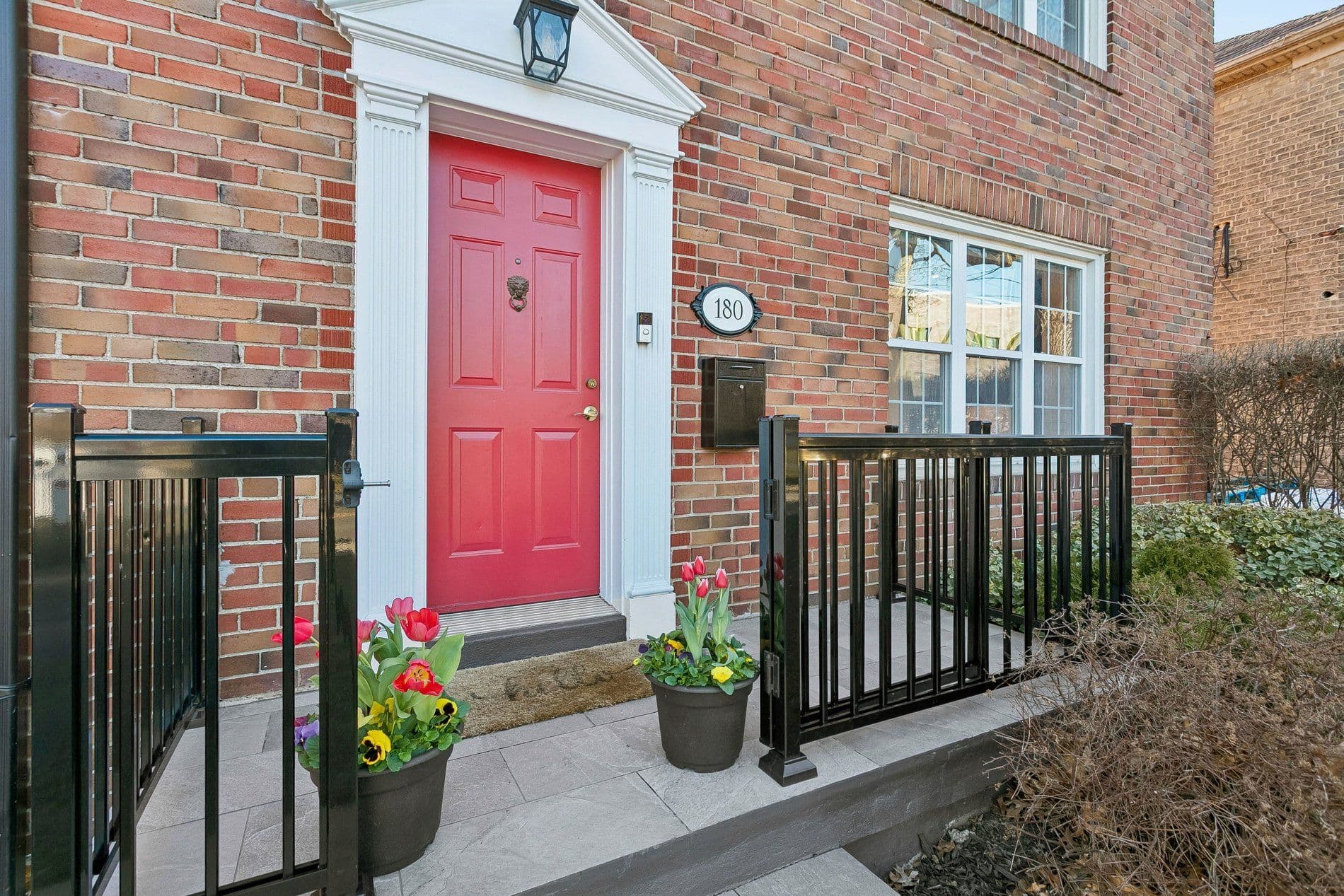 180 Windermere Avenue, Toronto W01, ON M6S 3J7