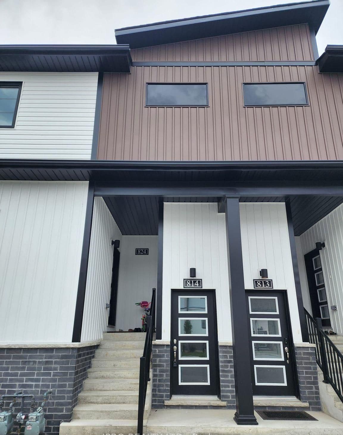 4263 Fourth Avenue 814, Niagara Falls, ON L2E 0C2