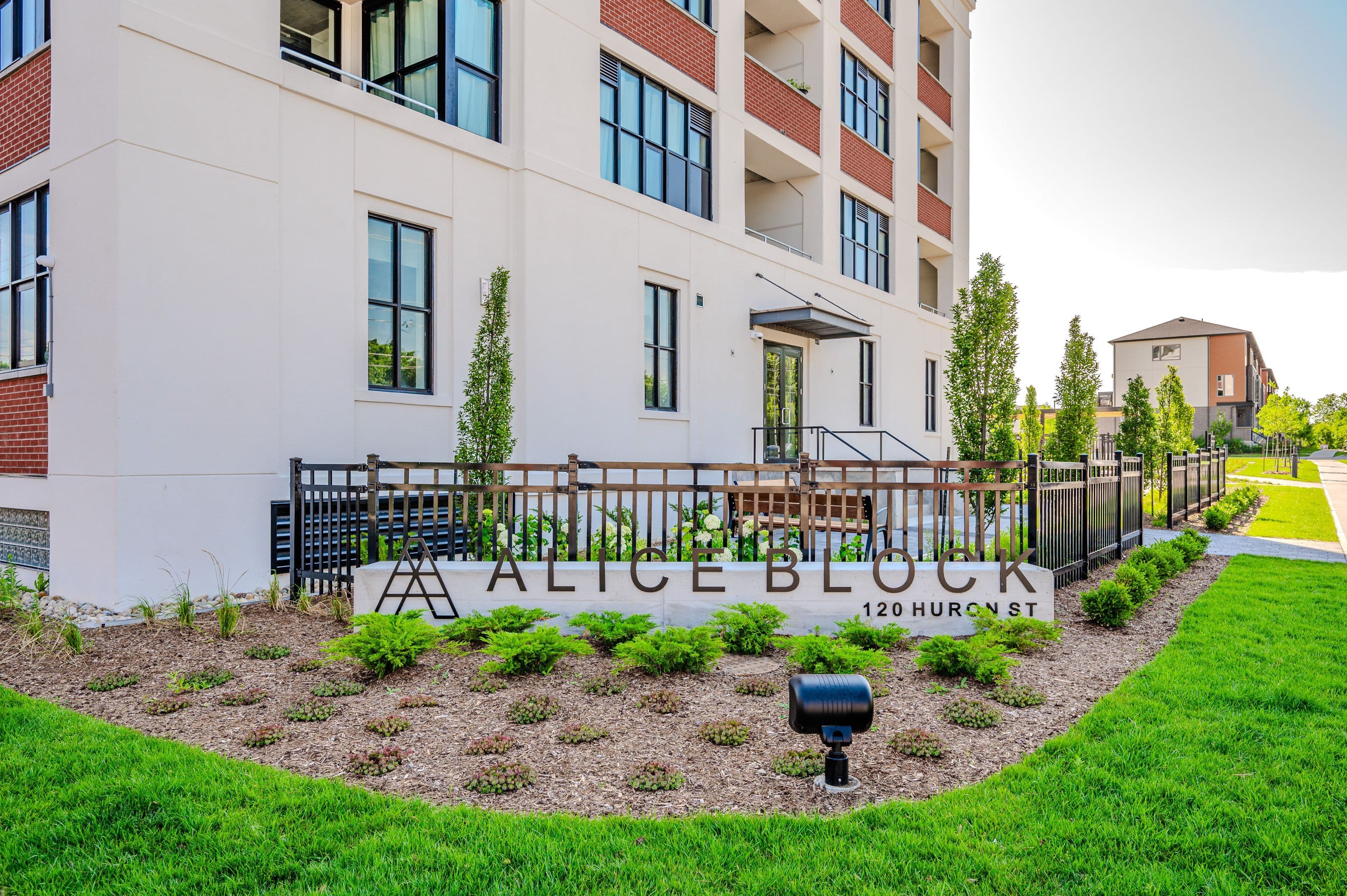 120 Huron Street 322, Guelph, ON N1E 0T8