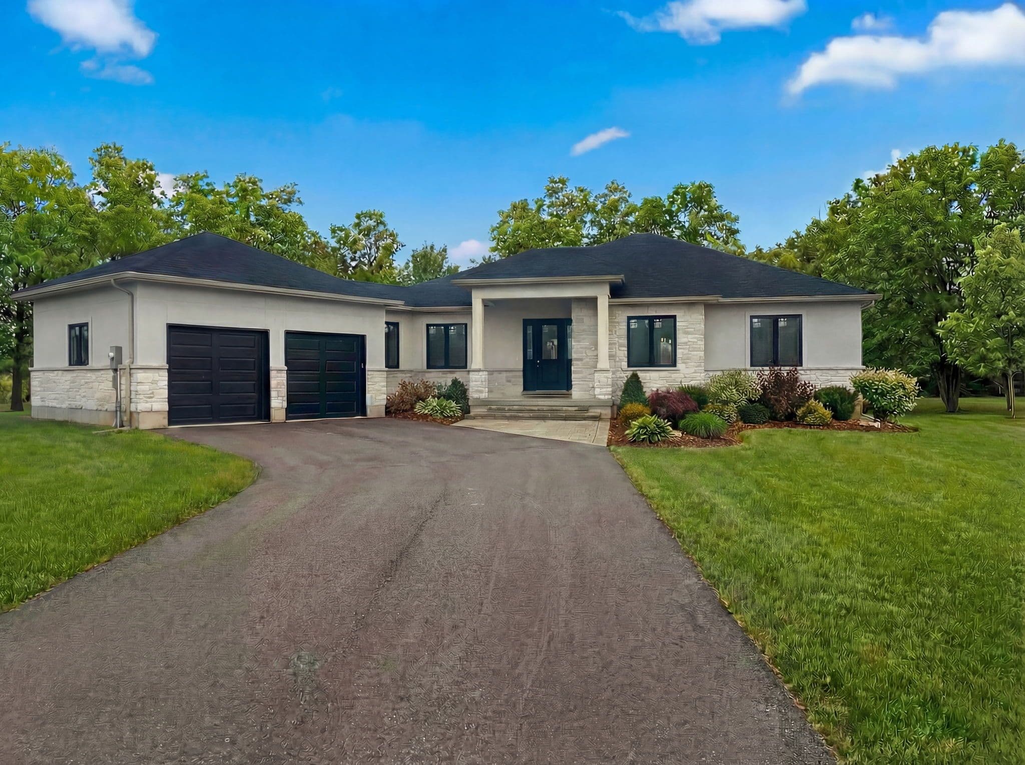 23 Henry Ball Court, Oro-Medonte, ON L0K 2G1