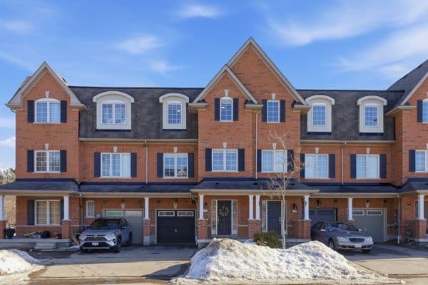 1577 Bruny Avenue, Pickering, ON L1X 0C5