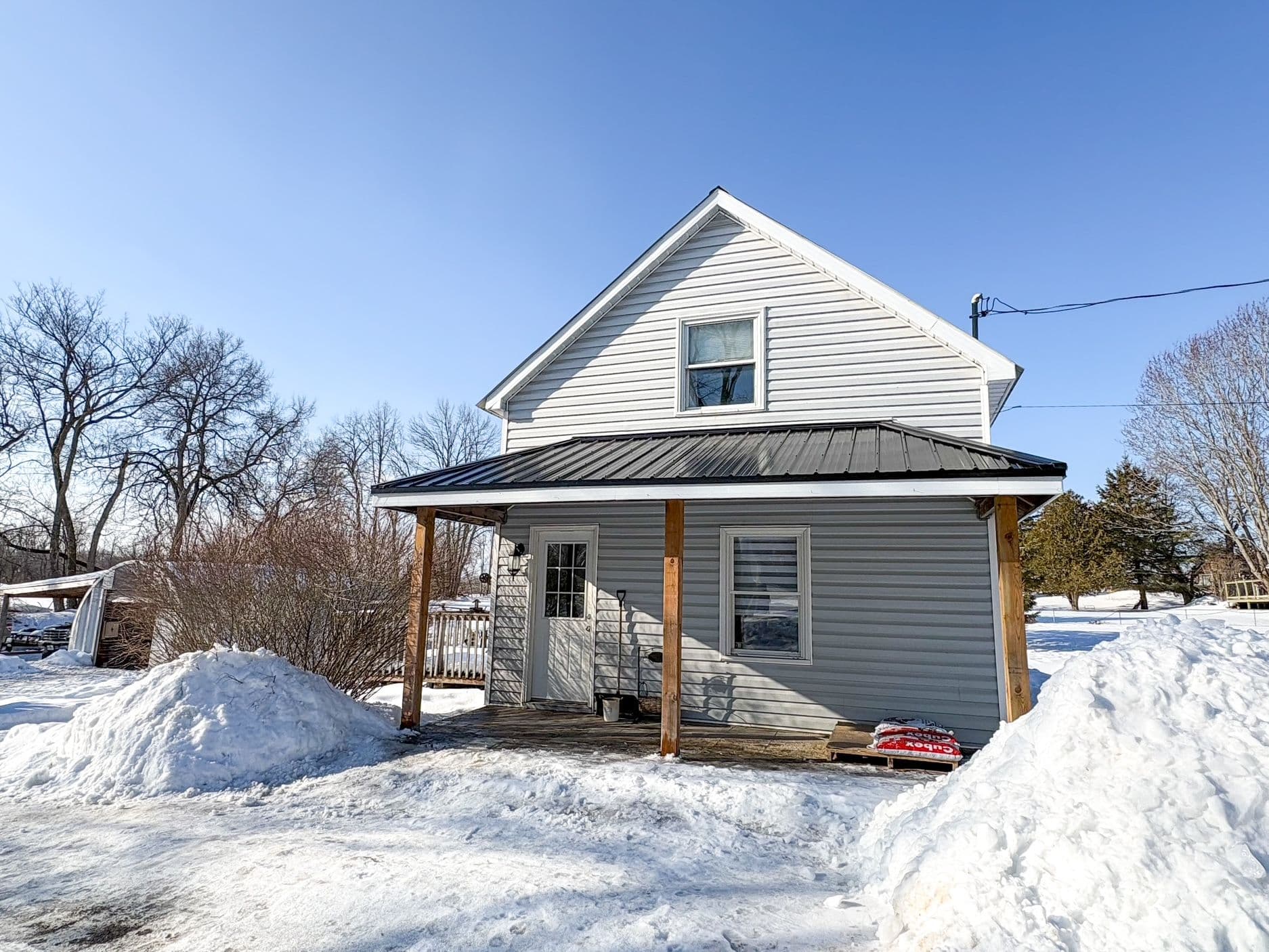 9 Chestnut Drive, Stone Mills, ON K0K 3G0