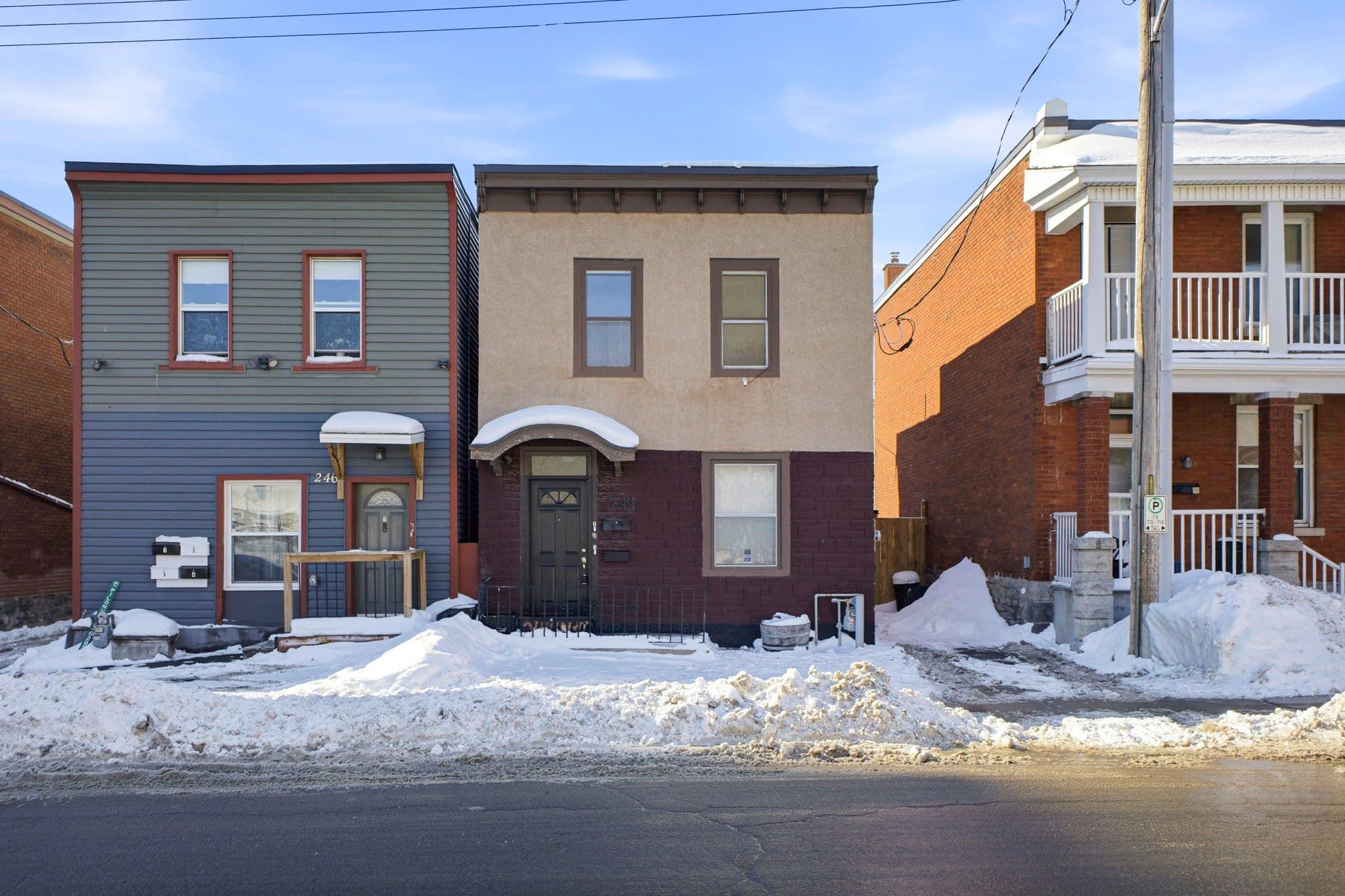 244 ROCHESTER Street 2, West Centre Town, ON K1R 7N1