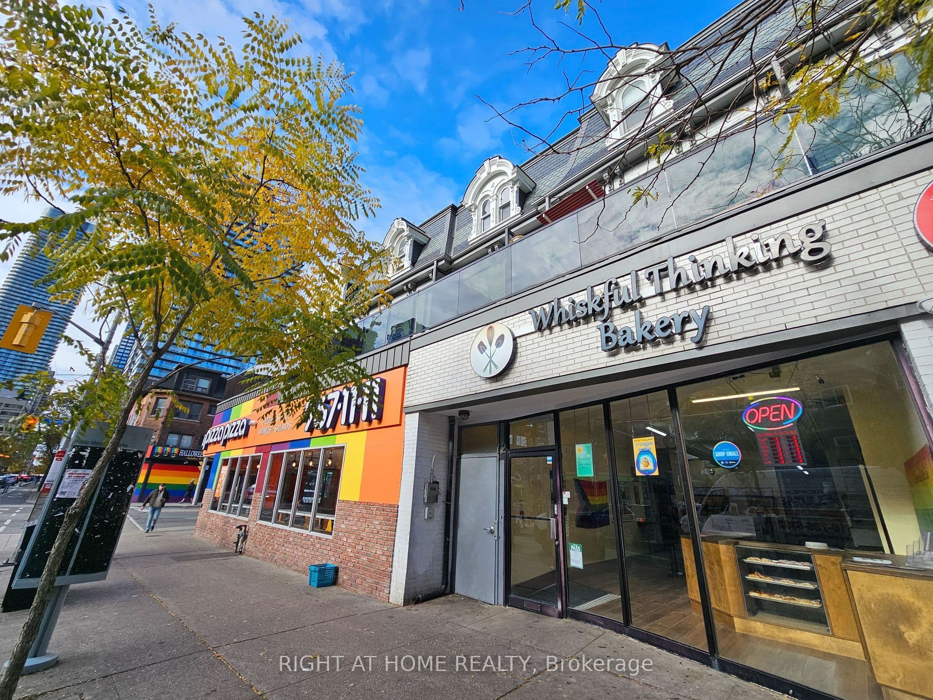 72 Wellesley Street E 105, Toronto C08, ON M4Y 1H2