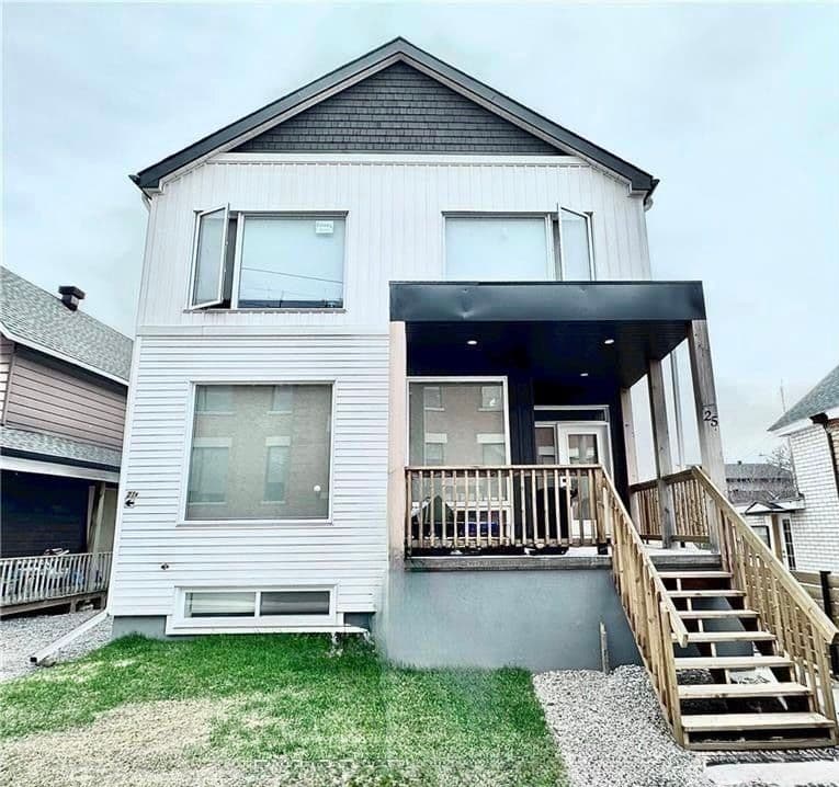 25 O'meara Street A + B, West Centre Town, ON K1Y 2S8