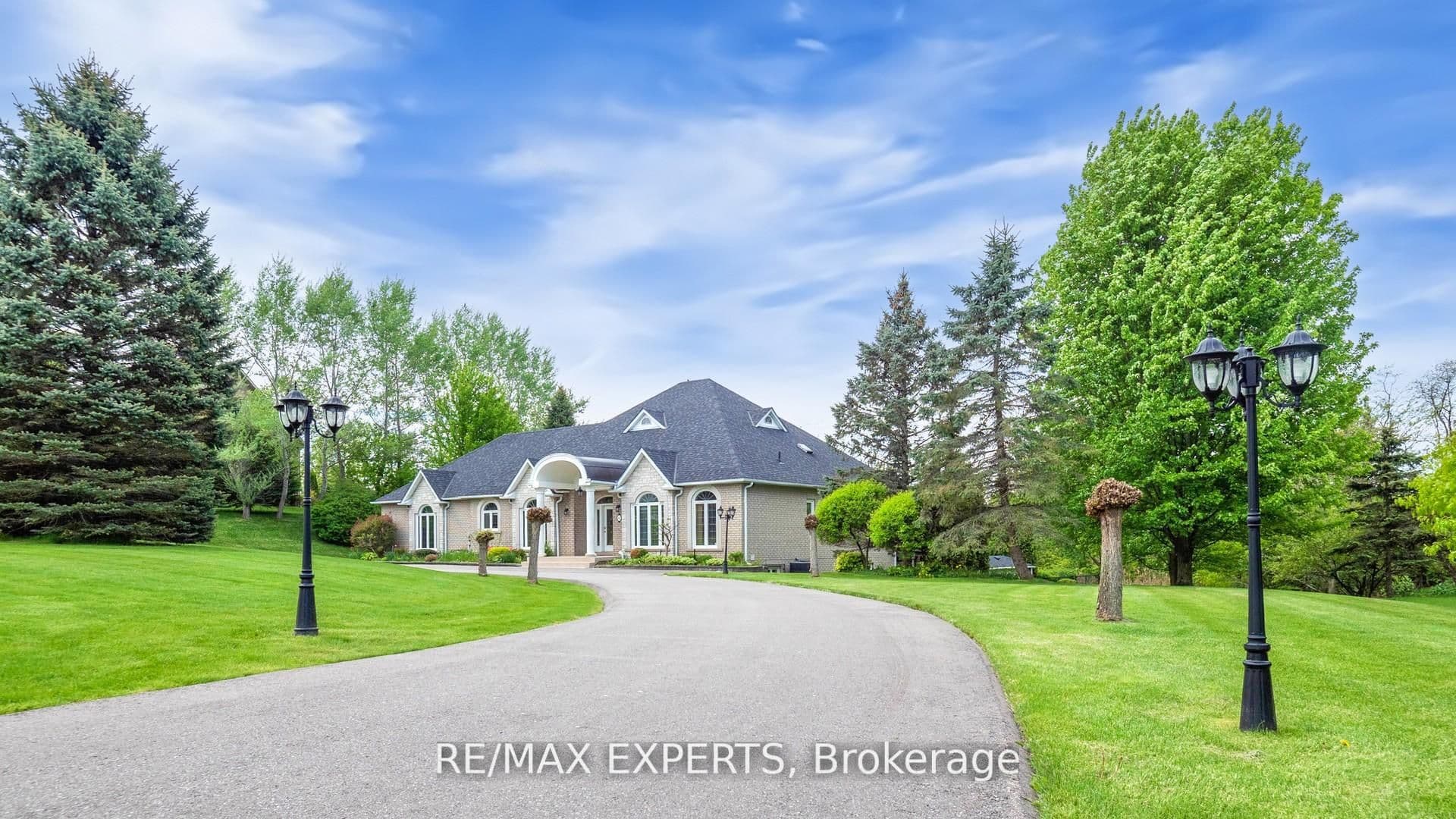 6 Overlook Ridge, Caledon, ON L7E 0C1