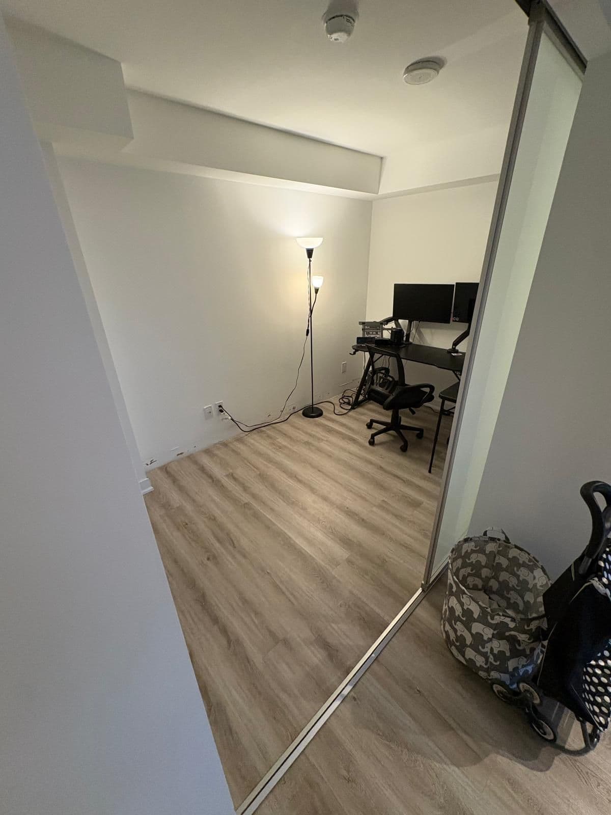 160 Flemington Road 1107, Toronto W04, ON M6A 2N9