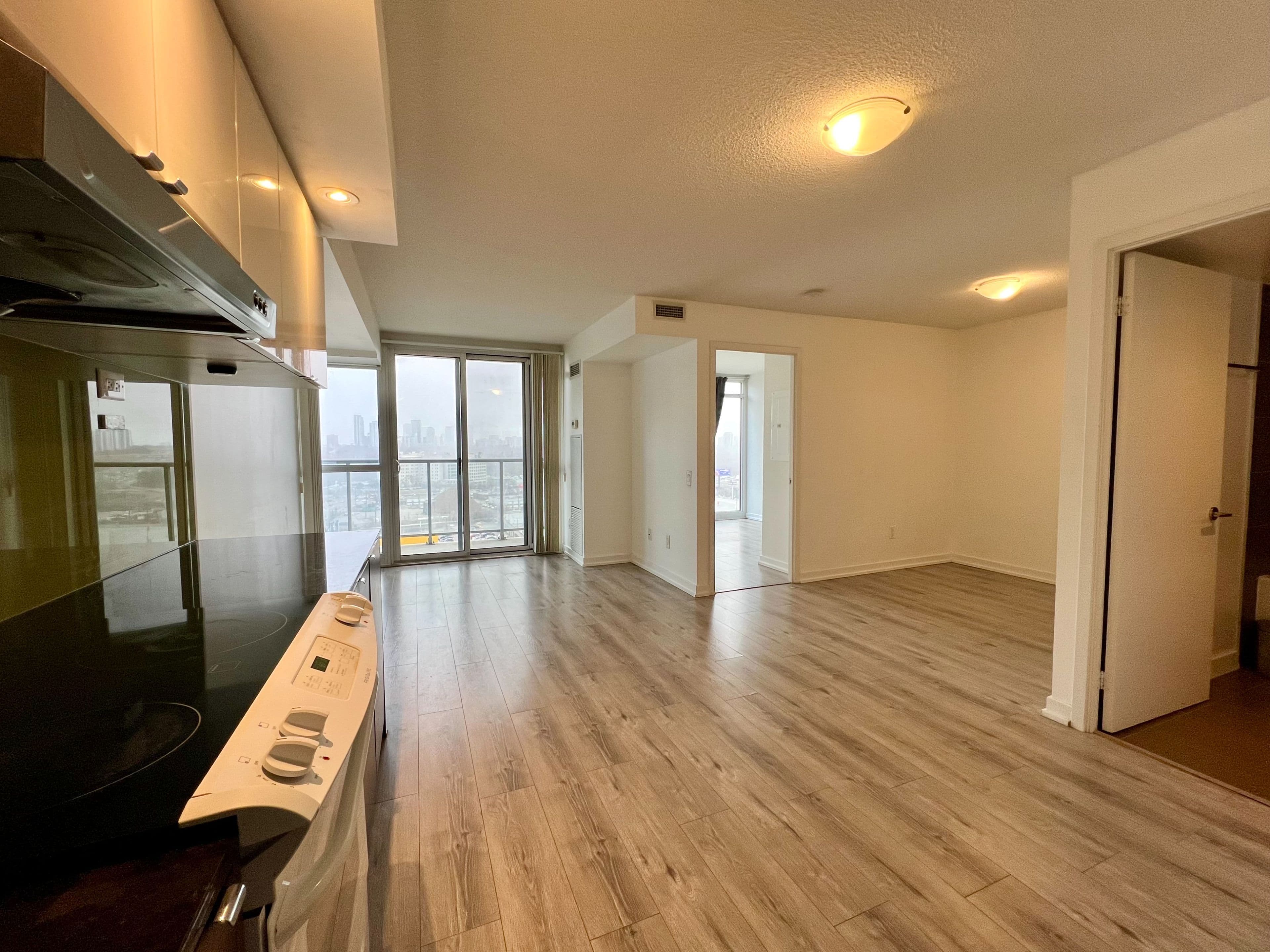 121 Mcmahon Drive 1505, Toronto C15, ON M2K 0C2