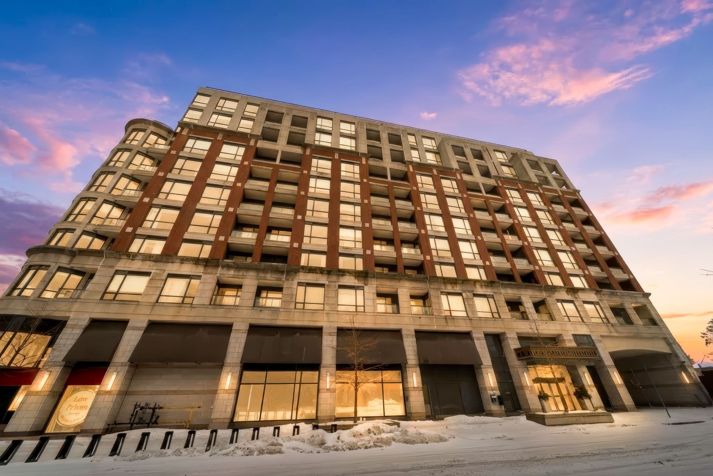 23 Glebe Road W 407, Toronto C03, ON M5P 0A1