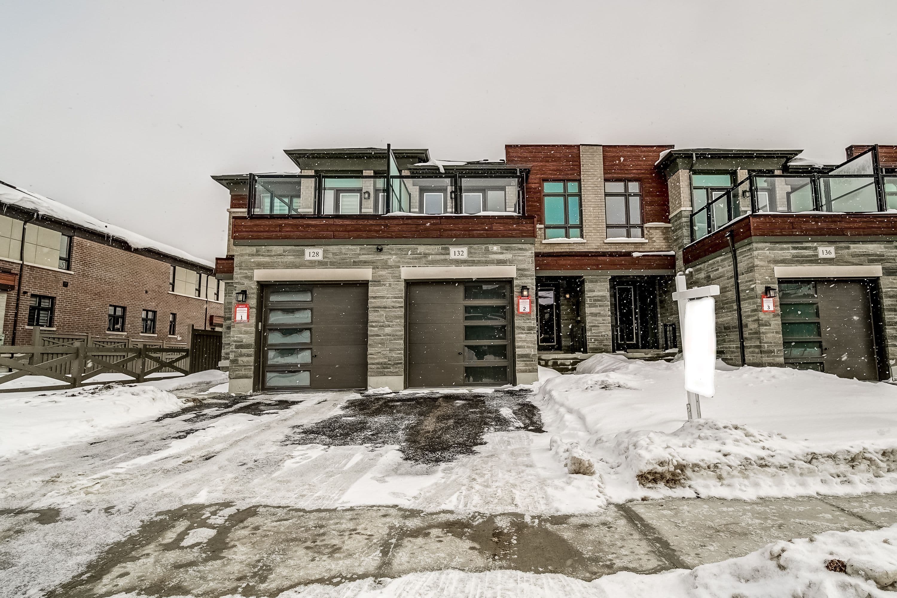 132 Adario Crescent, Vaughan, ON L4H 4P7