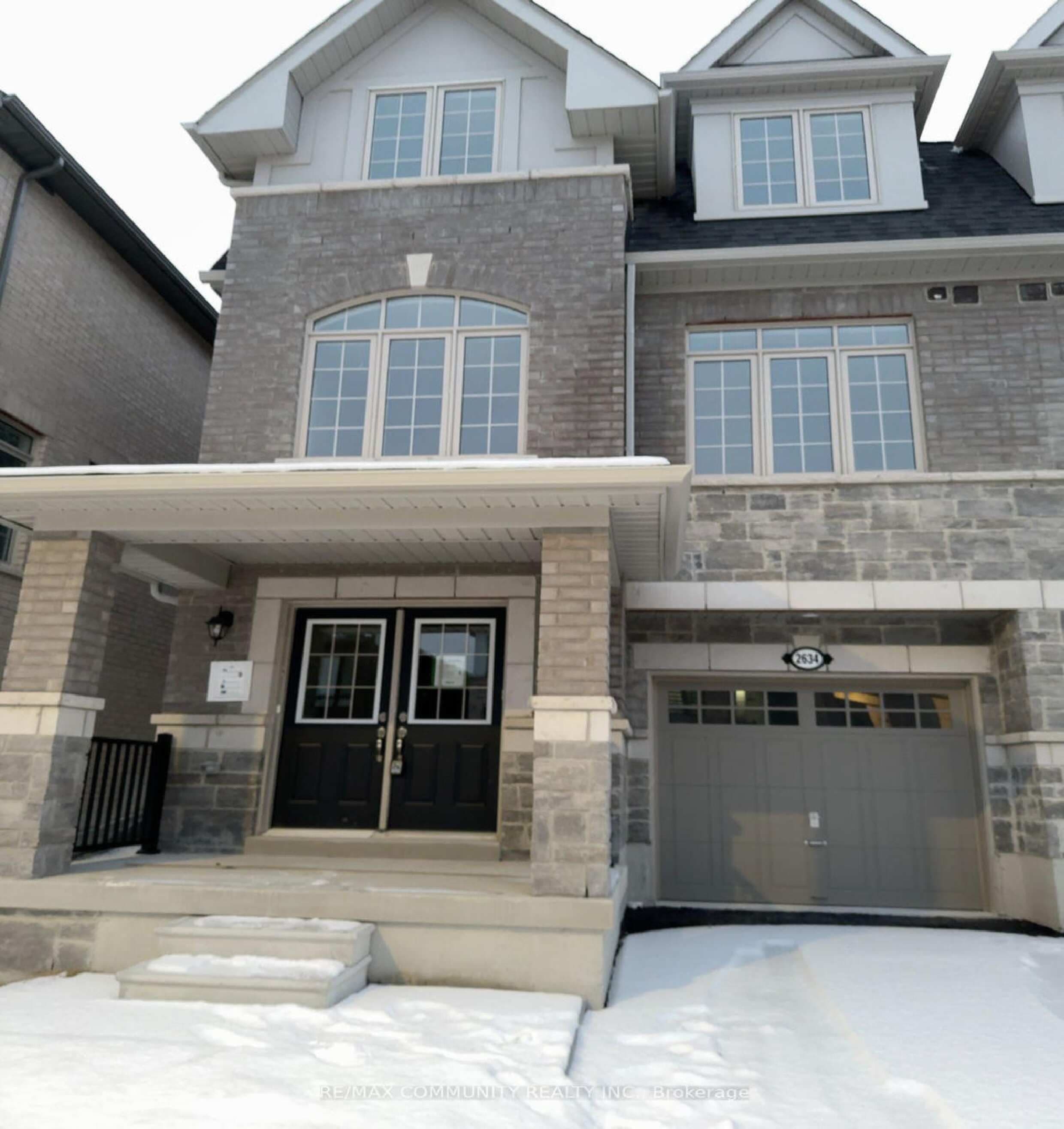 2634 Apricot Lane S, Pickering, ON L1X 0M4