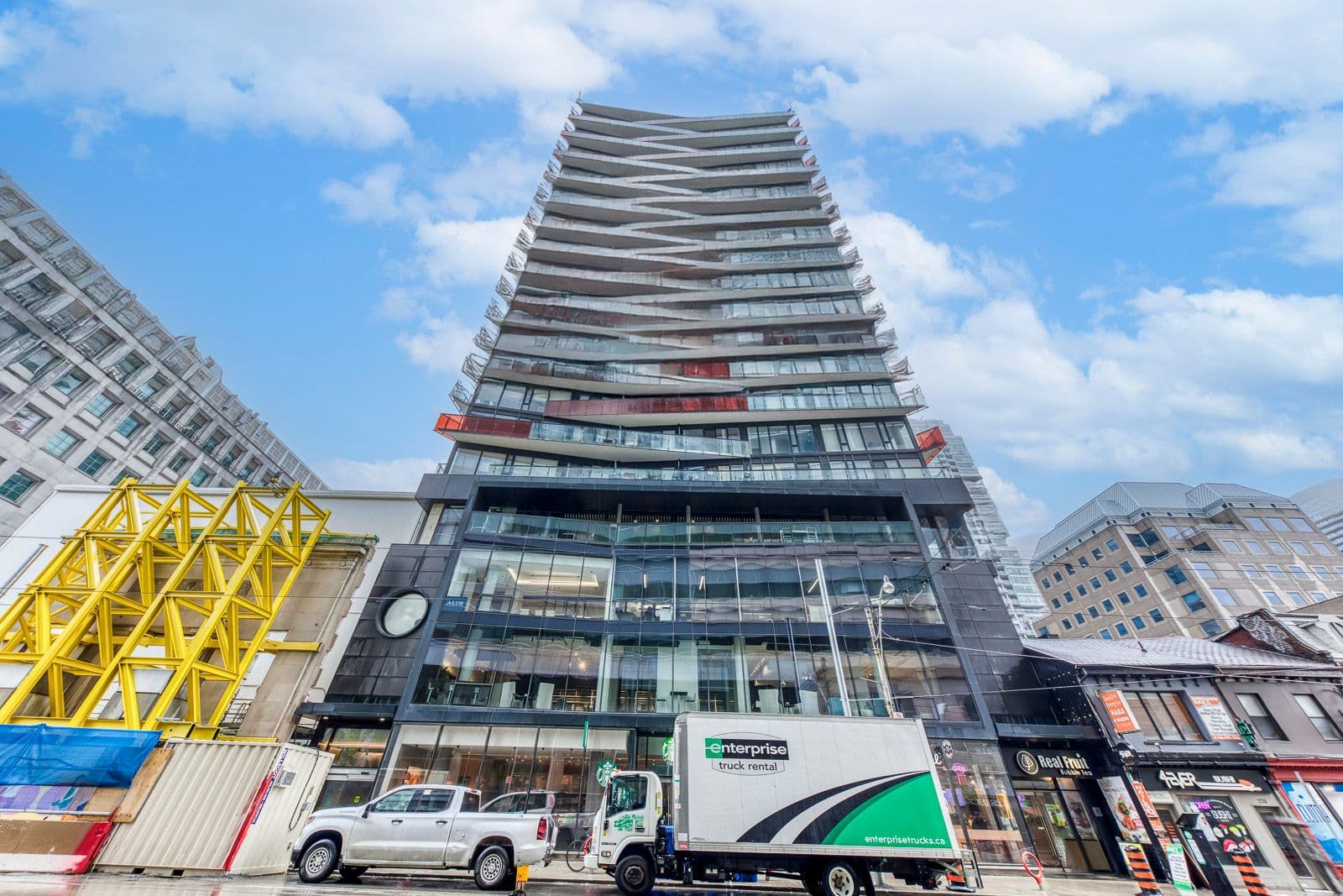 215 Queen Street W 1405, Toronto C01, ON M5V 0P5