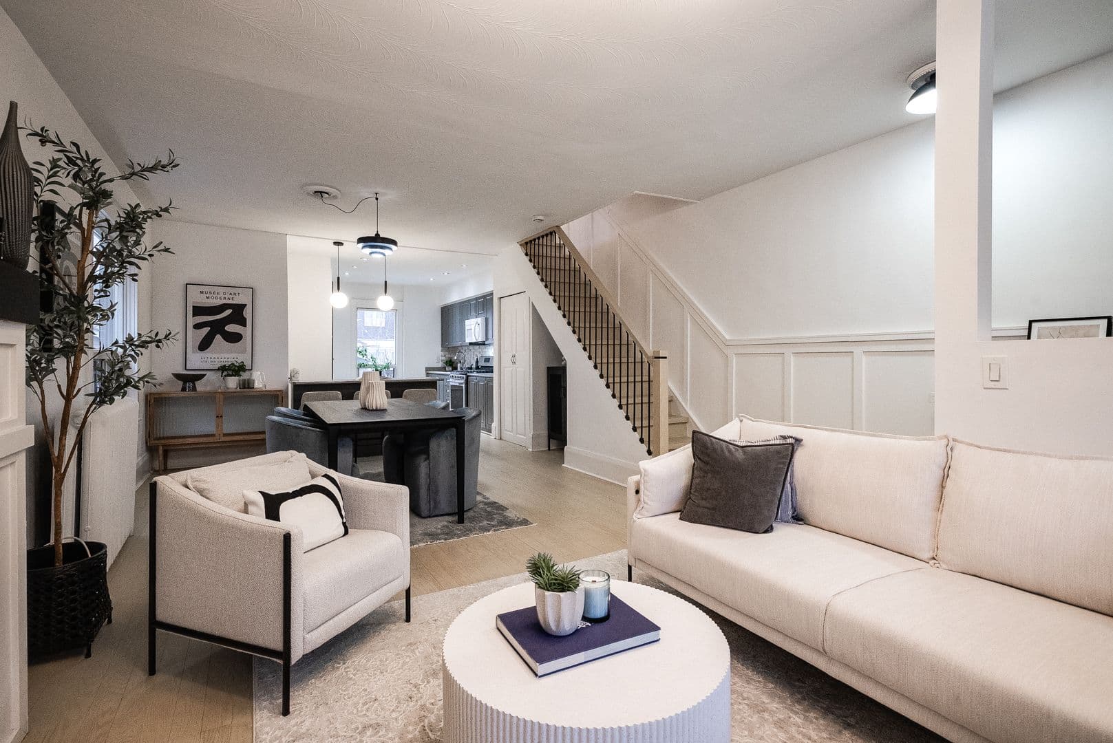 216 Parkmount Road, Toronto E01, ON M4J 4V6