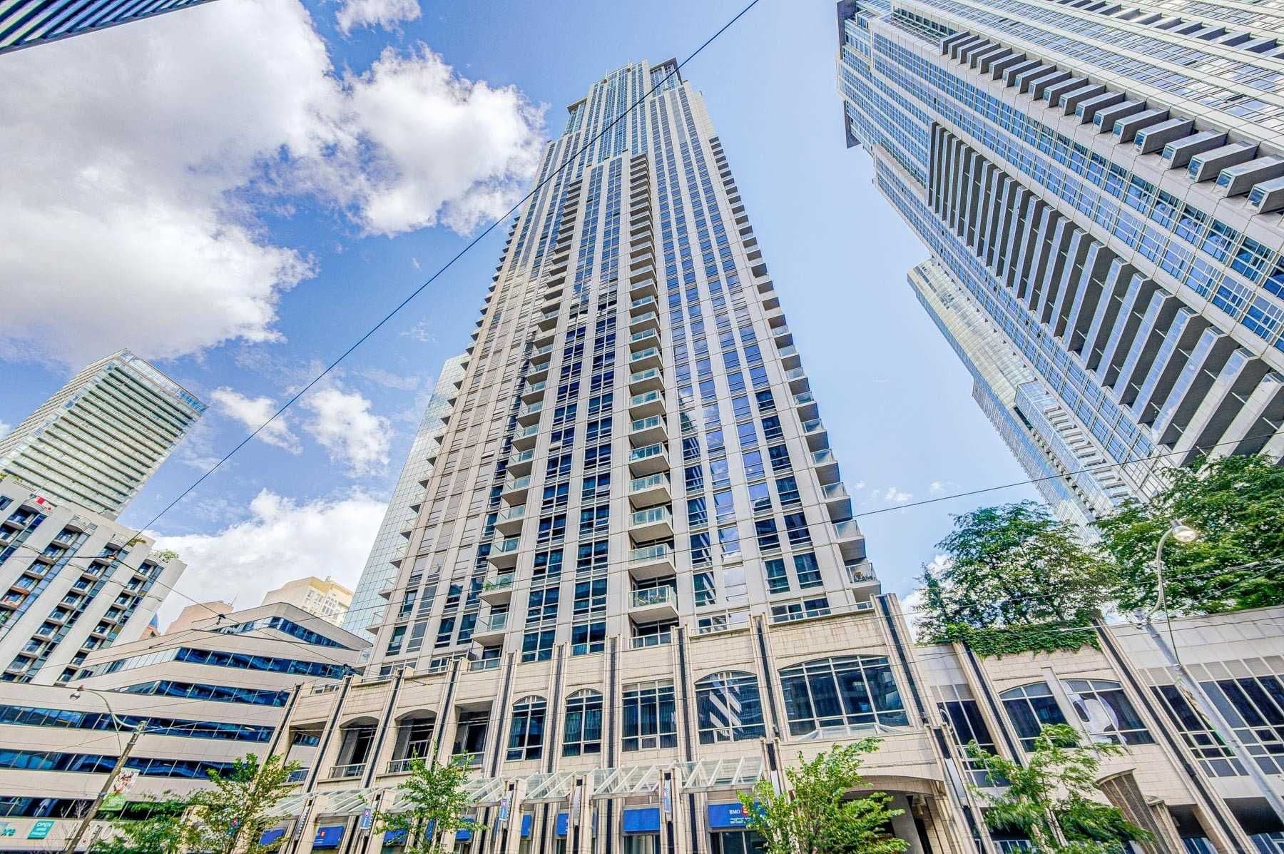 763 Bay Street 1513, Toronto C01, ON M5G 2R3