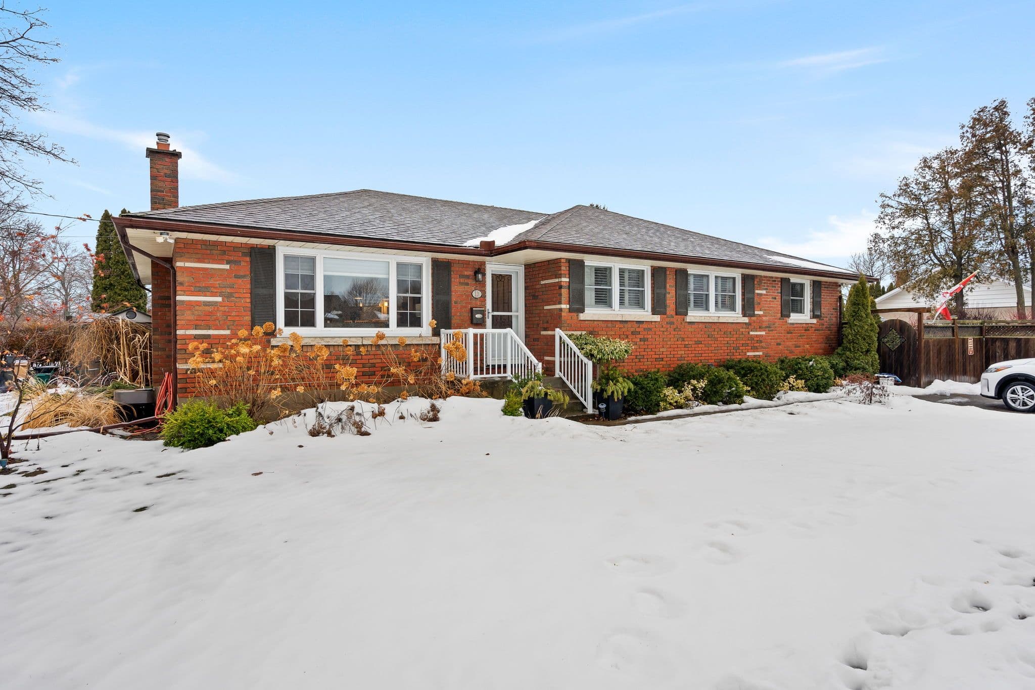 13 Robert Street, St. Catharines, ON L2N 5N2