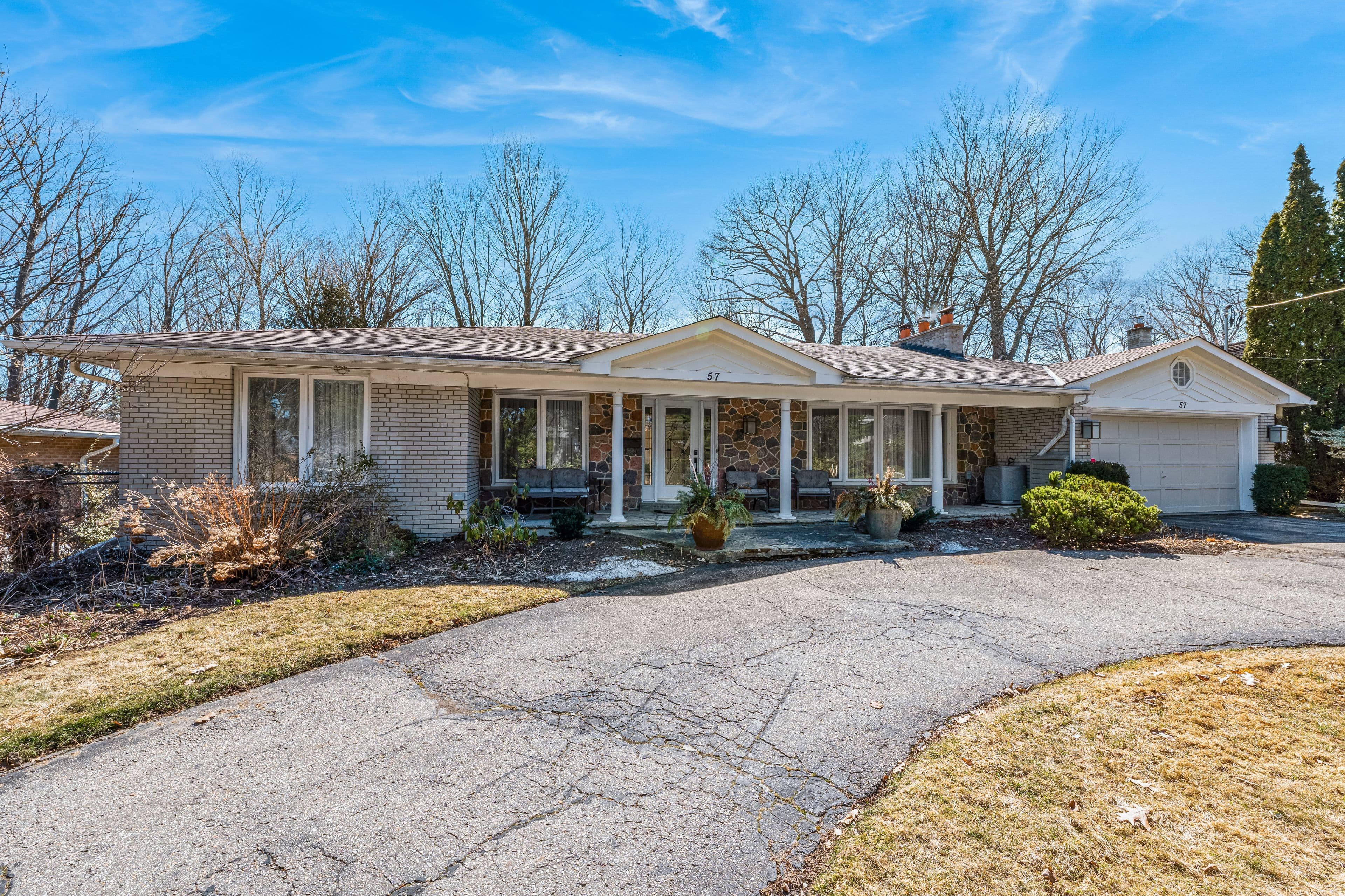 57 Forest Grove Drive, Toronto C15, ON M2K 1Z4