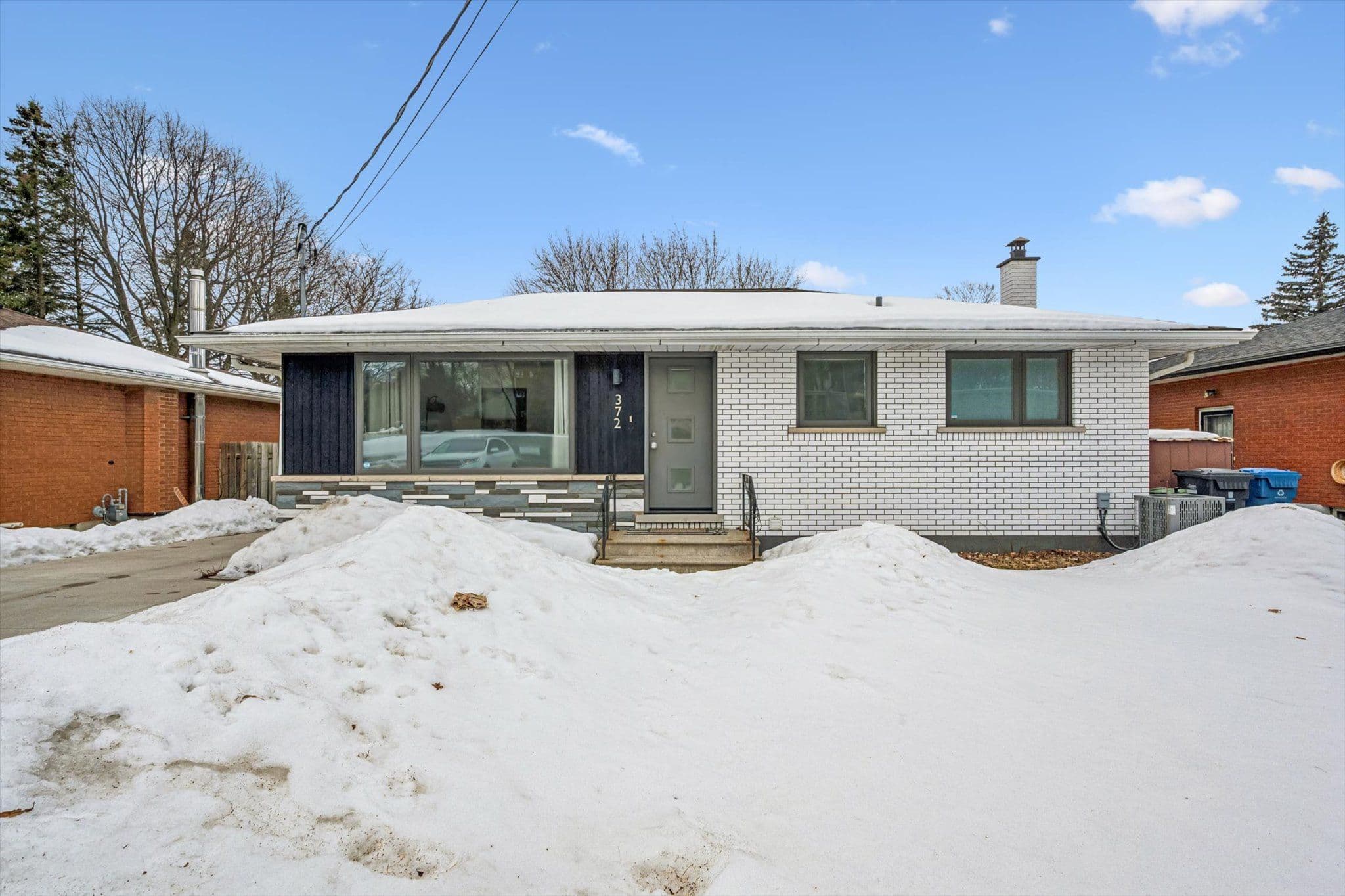 372 Victoria Road N, Guelph, ON N1E 5J7